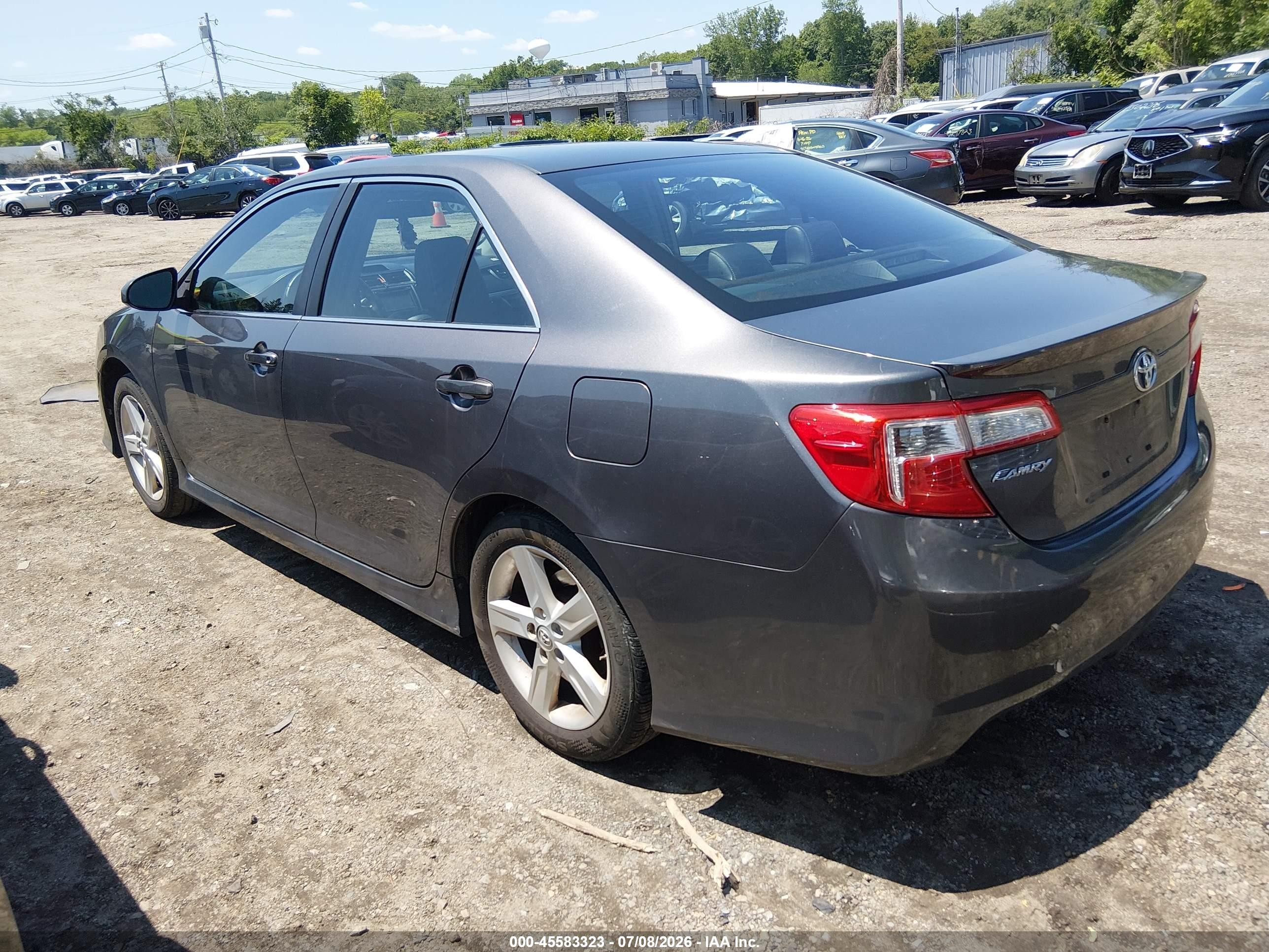 2014 Toyota Camry Se Gray vin: 4T1BF1FKXEU731861