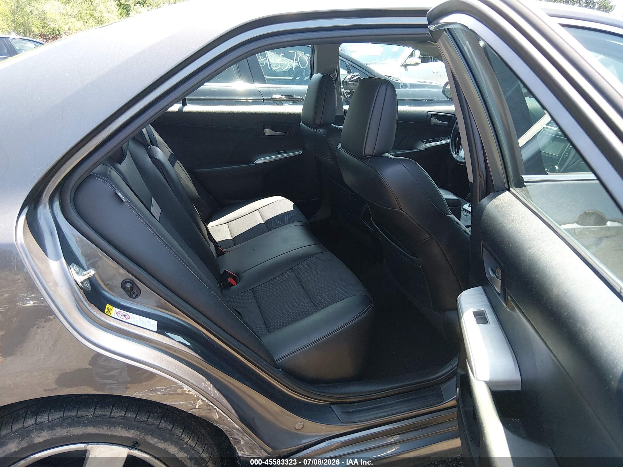 2014 Toyota Camry Se Gray vin: 4T1BF1FKXEU731861