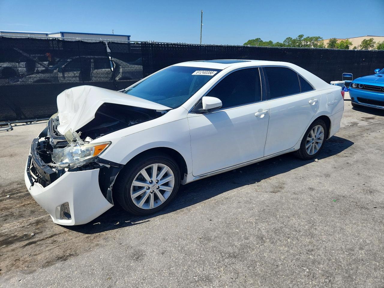 2014 Toyota Camry Xle White vin: 4T1BF1FKXEU761099