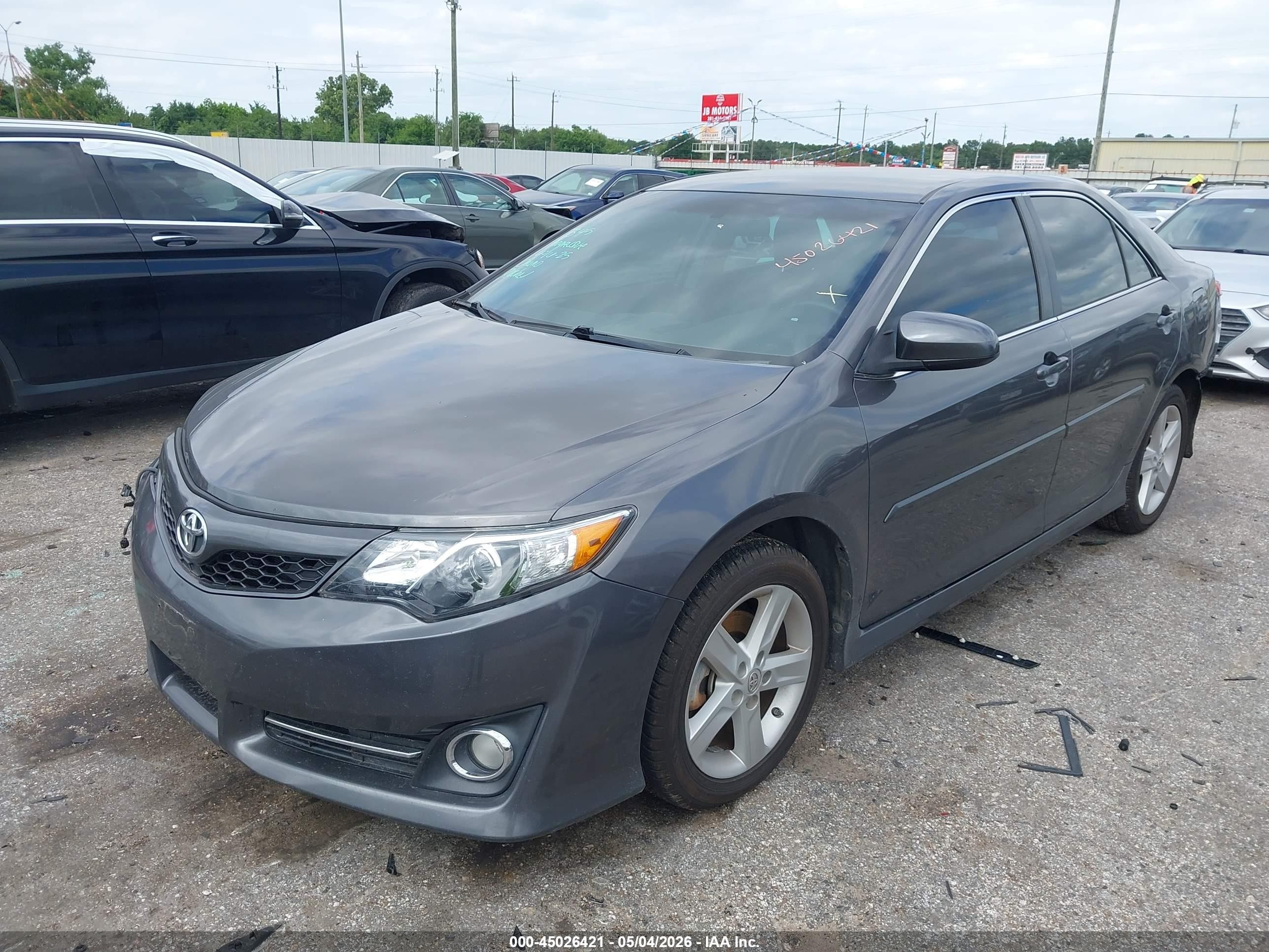 2014 Toyota Camry Se Gray vin: 4T1BF1FKXEU762950
