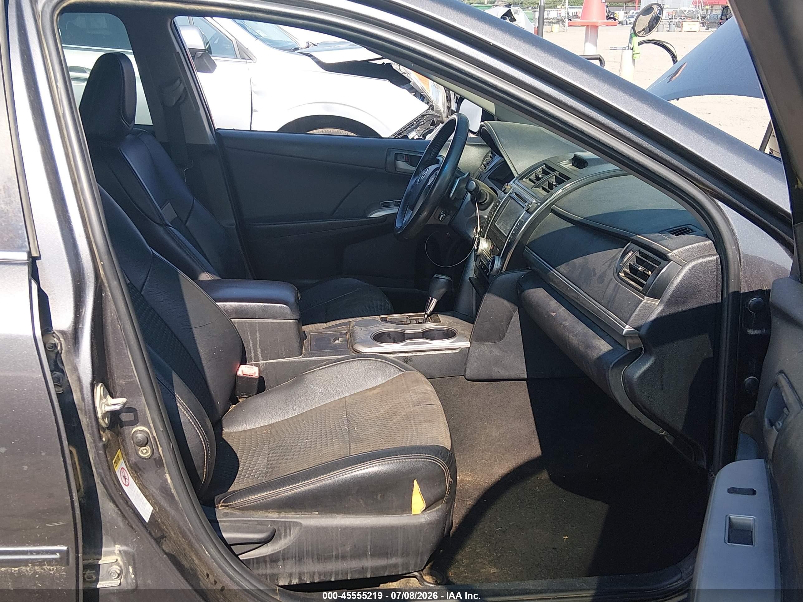 2014 Toyota Camry Se Gray vin: 4T1BF1FKXEU765167