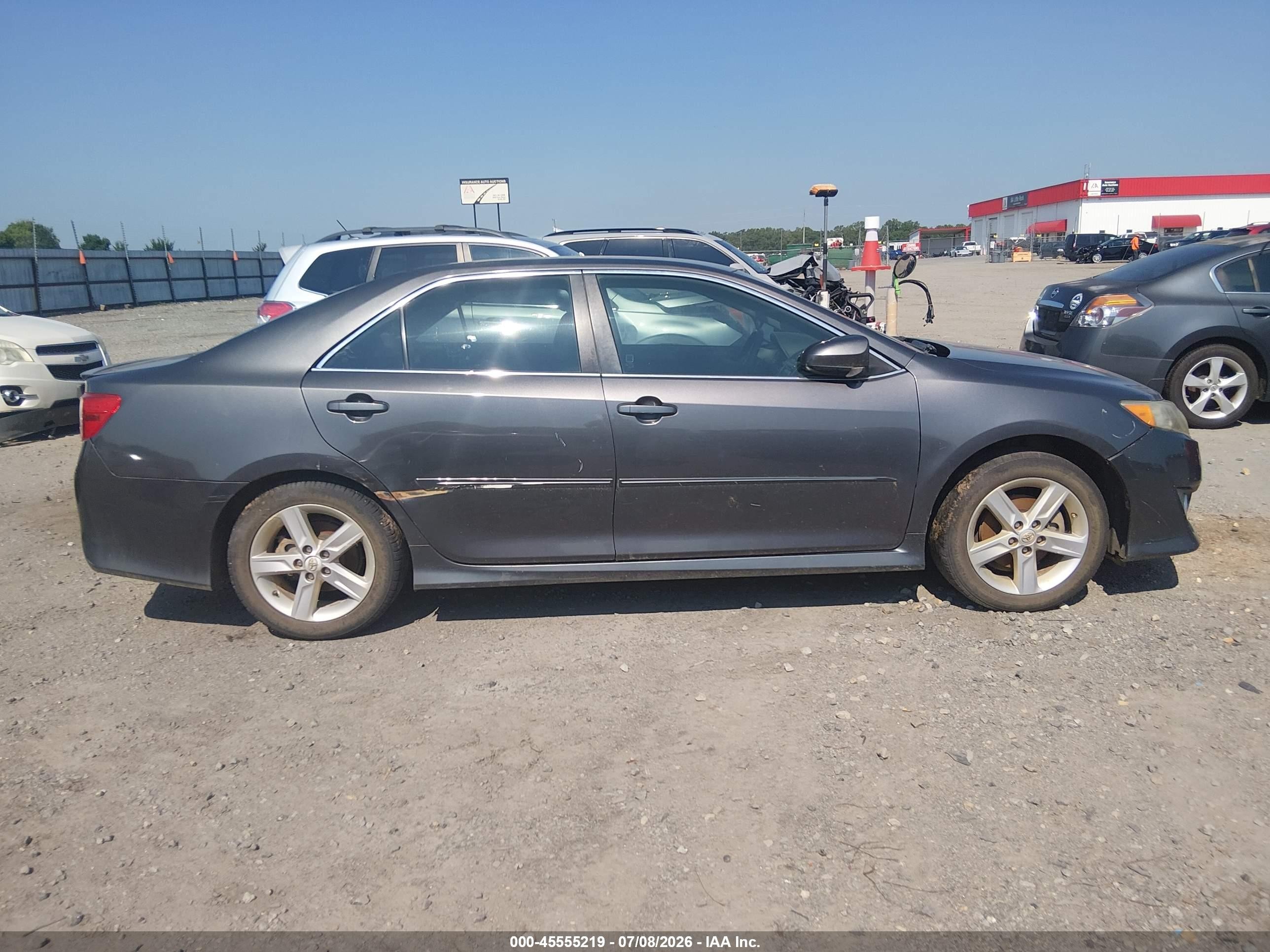2014 Toyota Camry Se Gray vin: 4T1BF1FKXEU765167