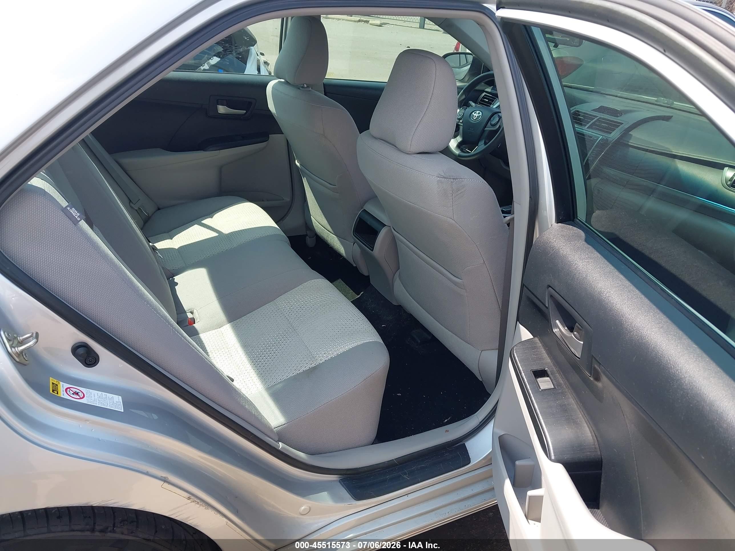2014 Toyota Camry Le Gray vin: 4T1BF1FKXEU779229