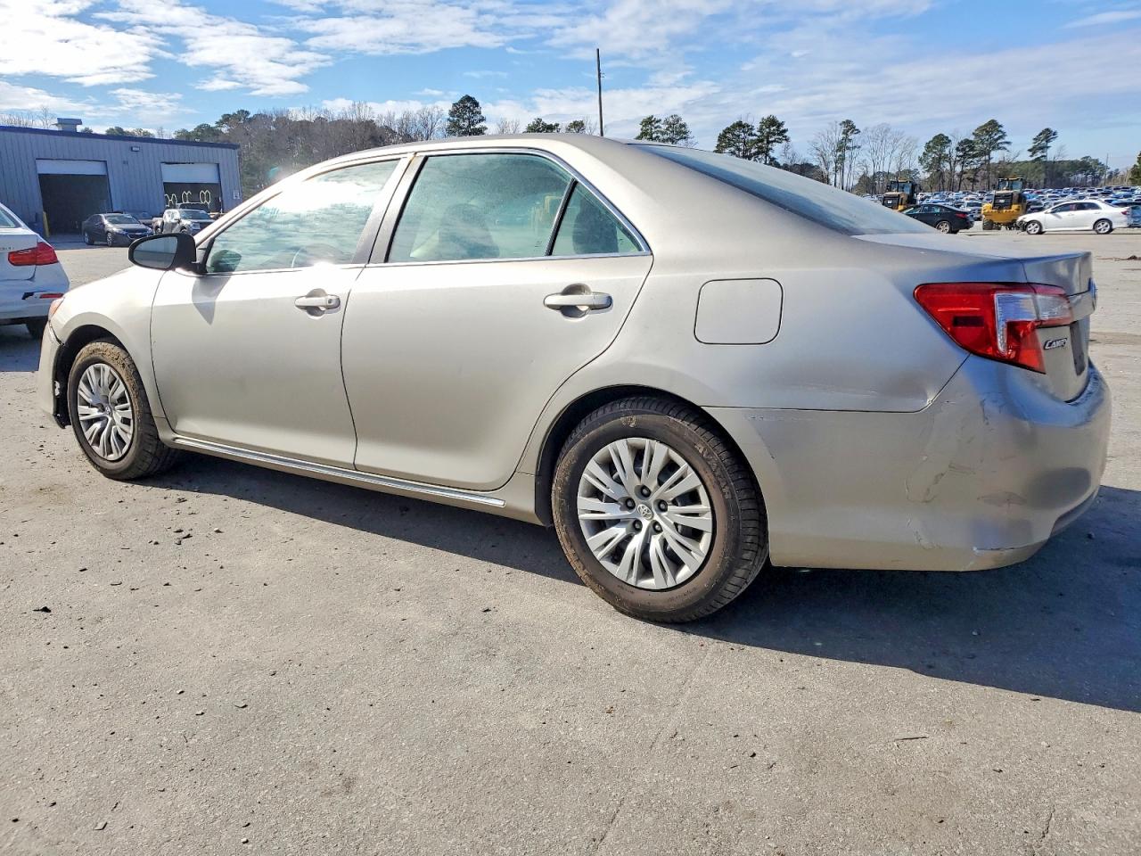 2014 Toyota Camry L Beige vin: 4T1BF1FKXEU791512