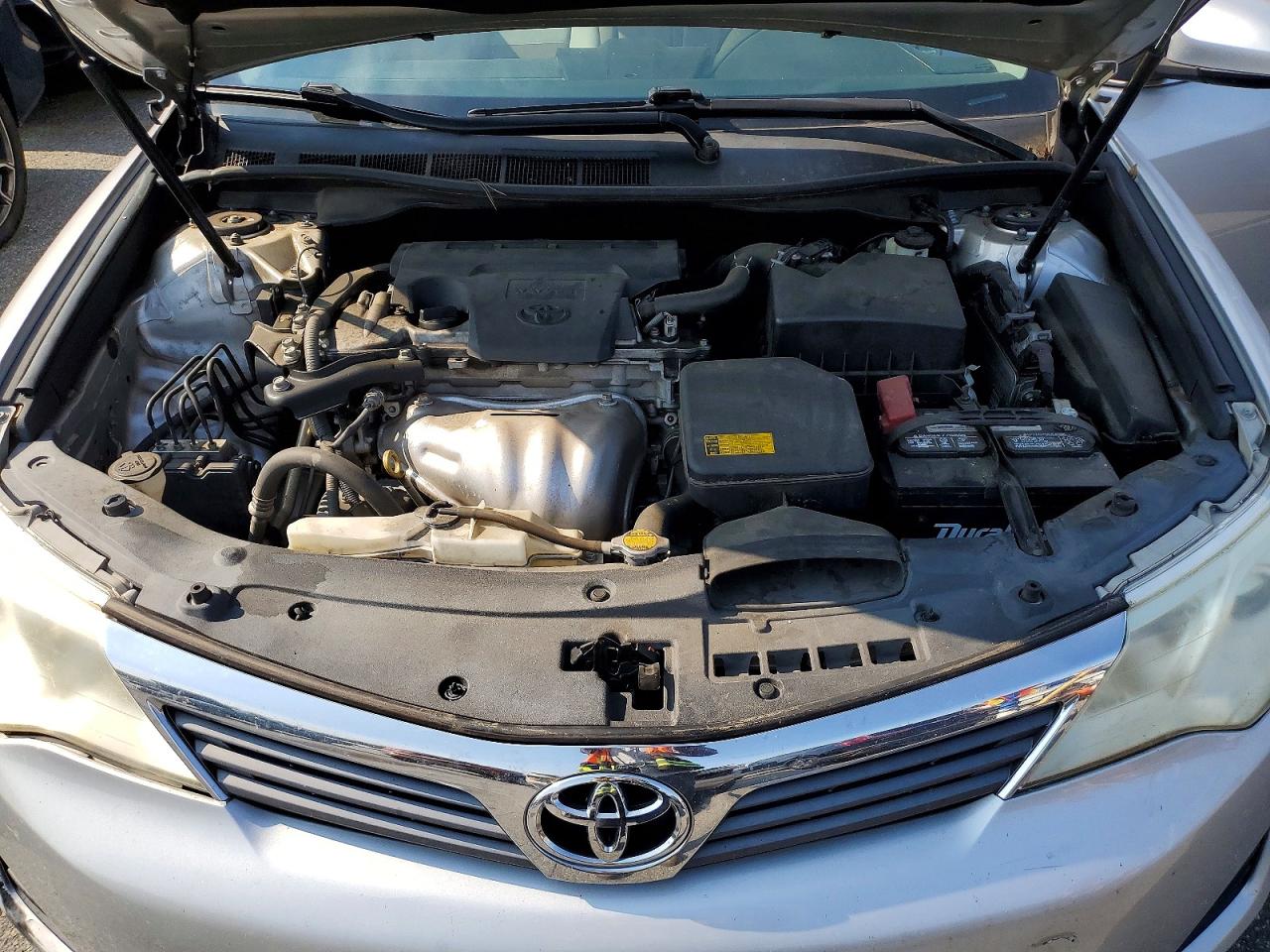 2014 Toyota Camry L Silver vin: 4T1BF1FKXEU805554