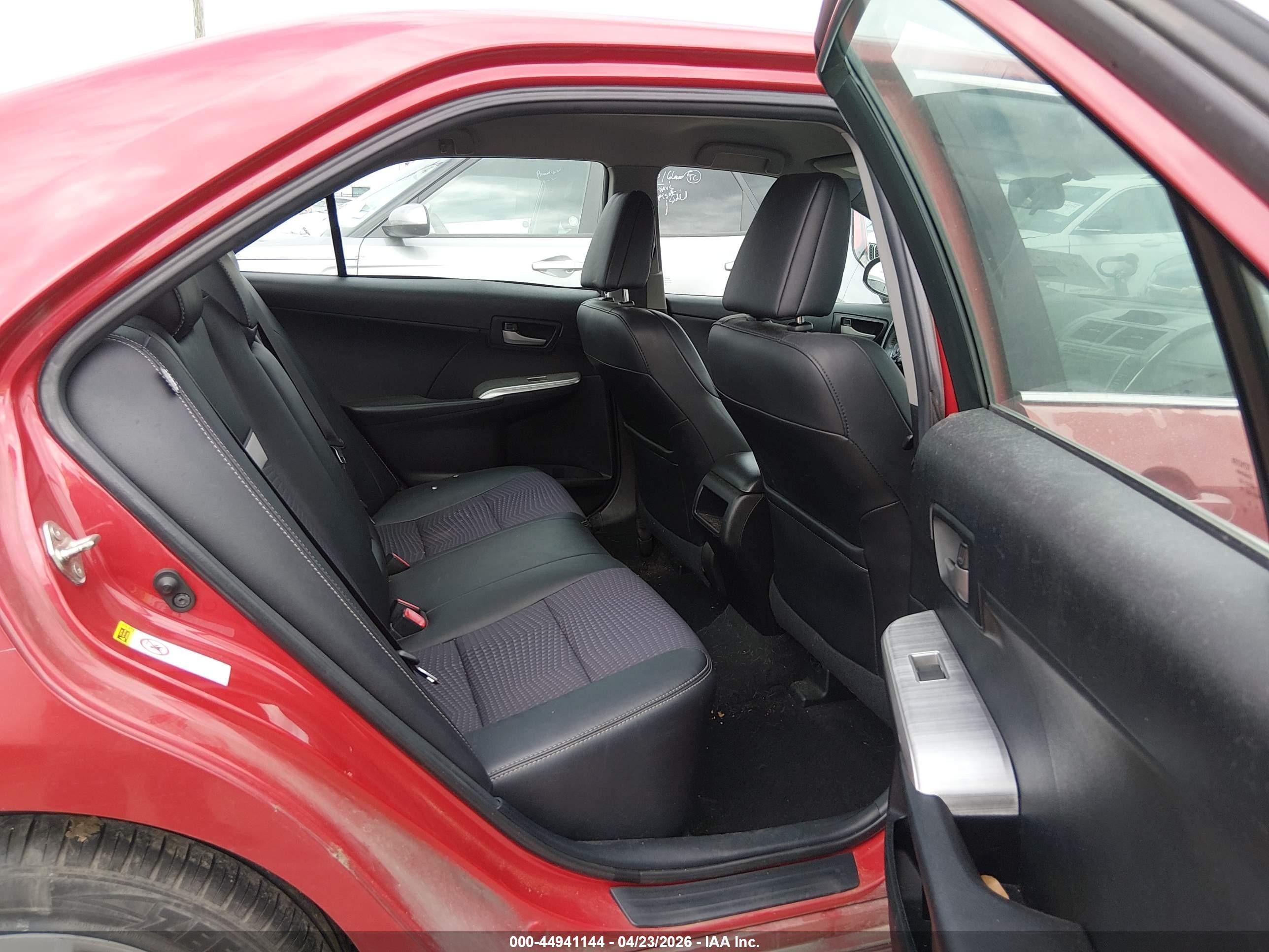 2014 Toyota Camry Se Red vin: 4T1BF1FKXEU807479