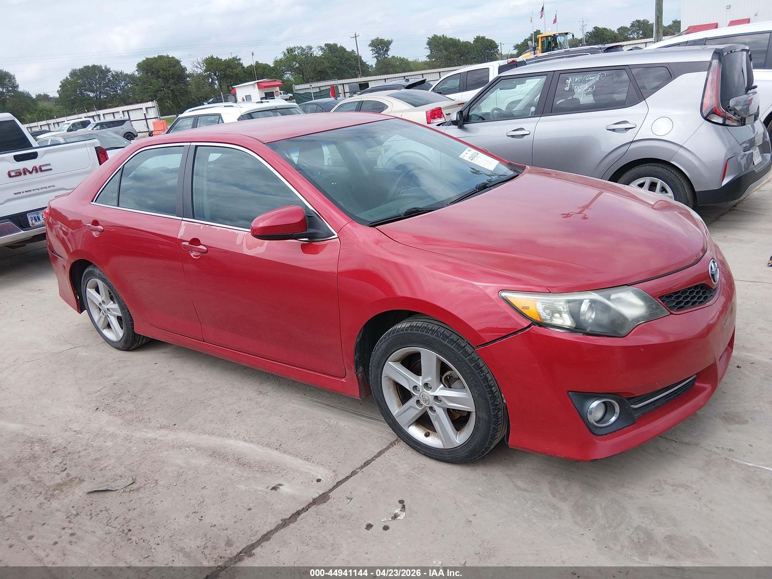 2014 Toyota Camry Se Red vin: 4T1BF1FKXEU807479