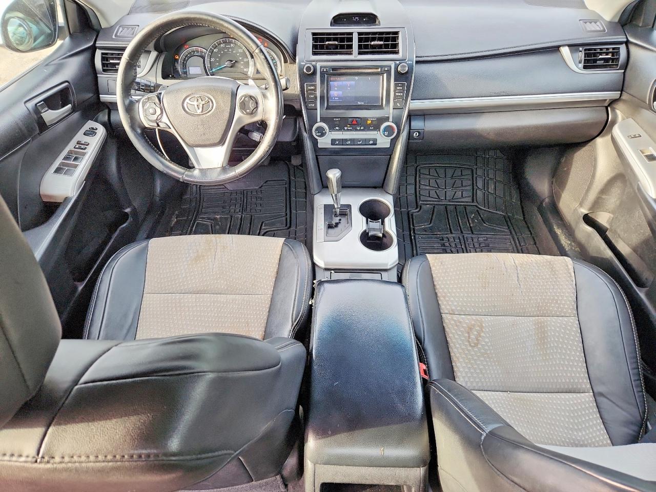 2014 Toyota Camry Se White vin: 4T1BF1FKXEU815047