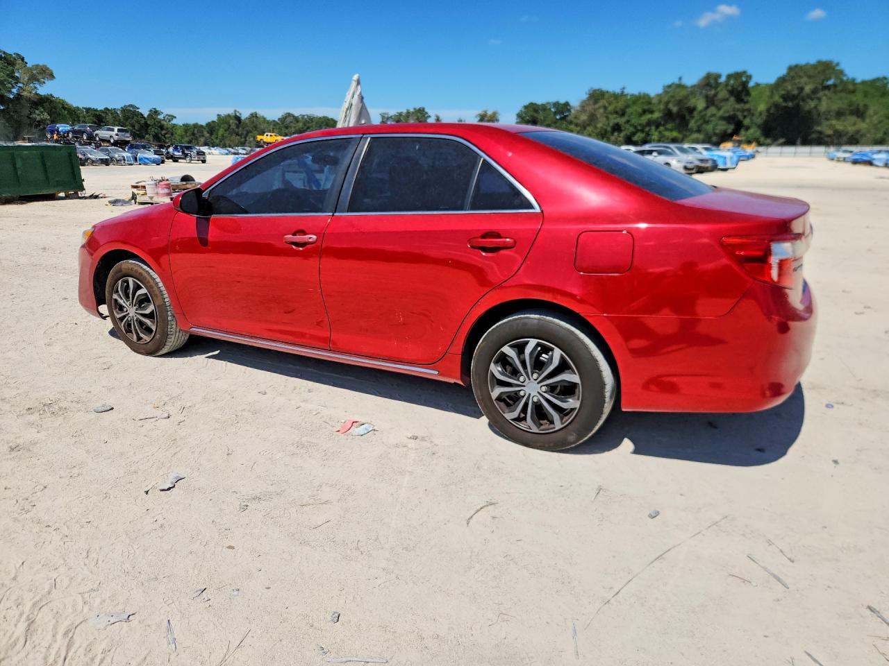 2014 Toyota Camry Le Red vin: 4T1BF1FKXEU816148