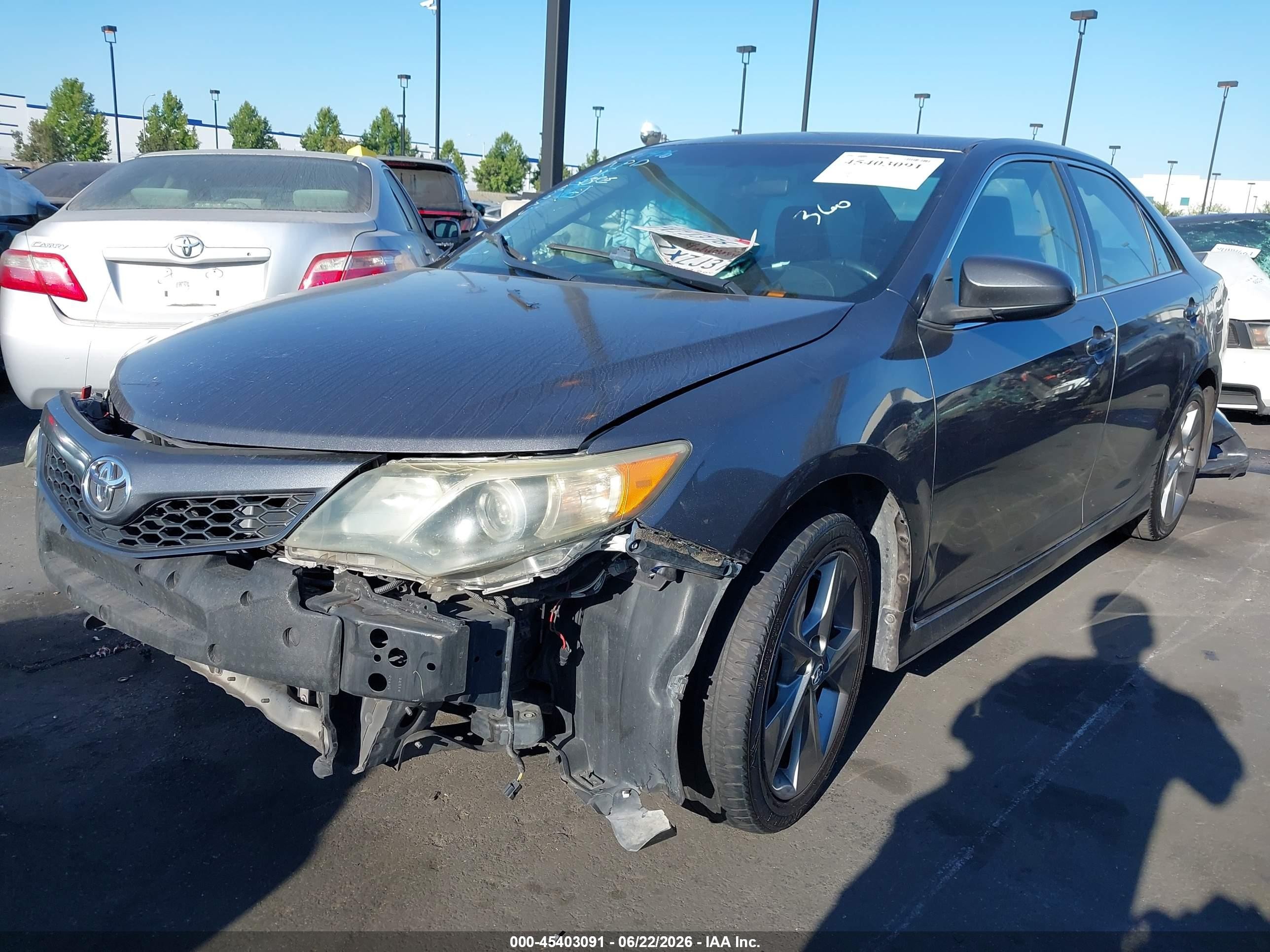 2014 Toyota Camry Se Sport Gray vin: 4T1BF1FKXEU820801