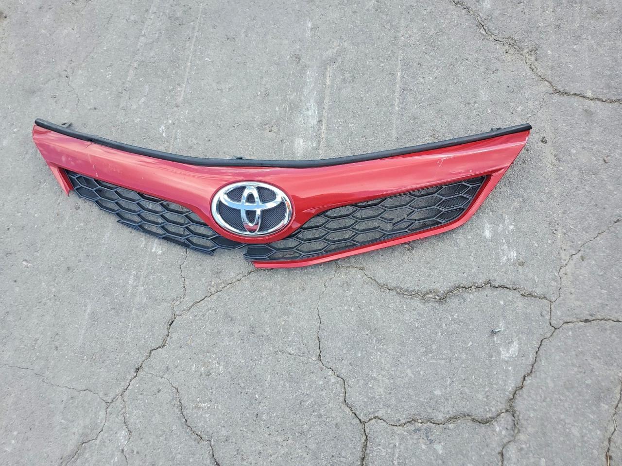 2014 Toyota Camry Se Red vin: 4T1BF1FKXEU824346