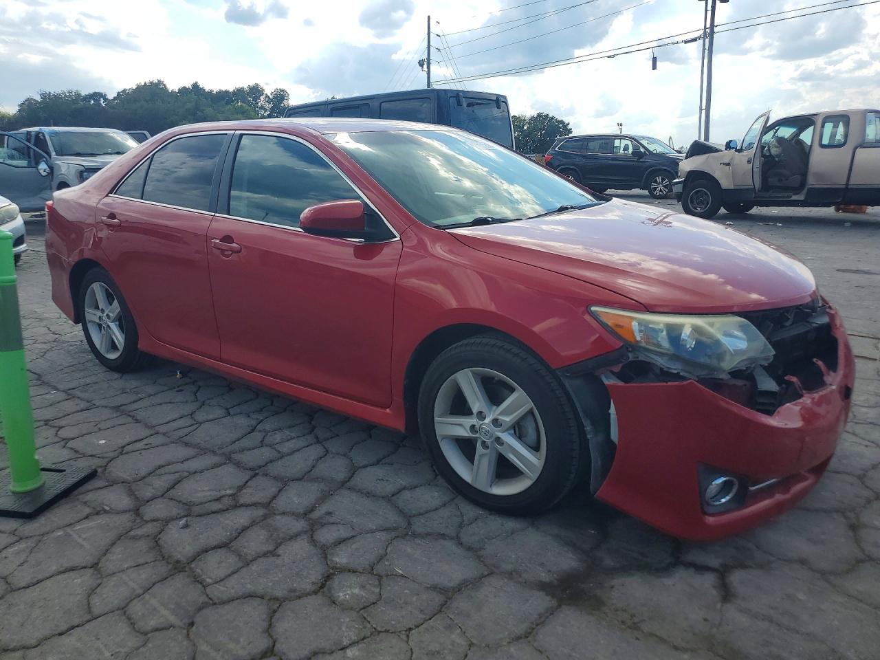 2014 Toyota Camry Se Red vin: 4T1BF1FKXEU824346