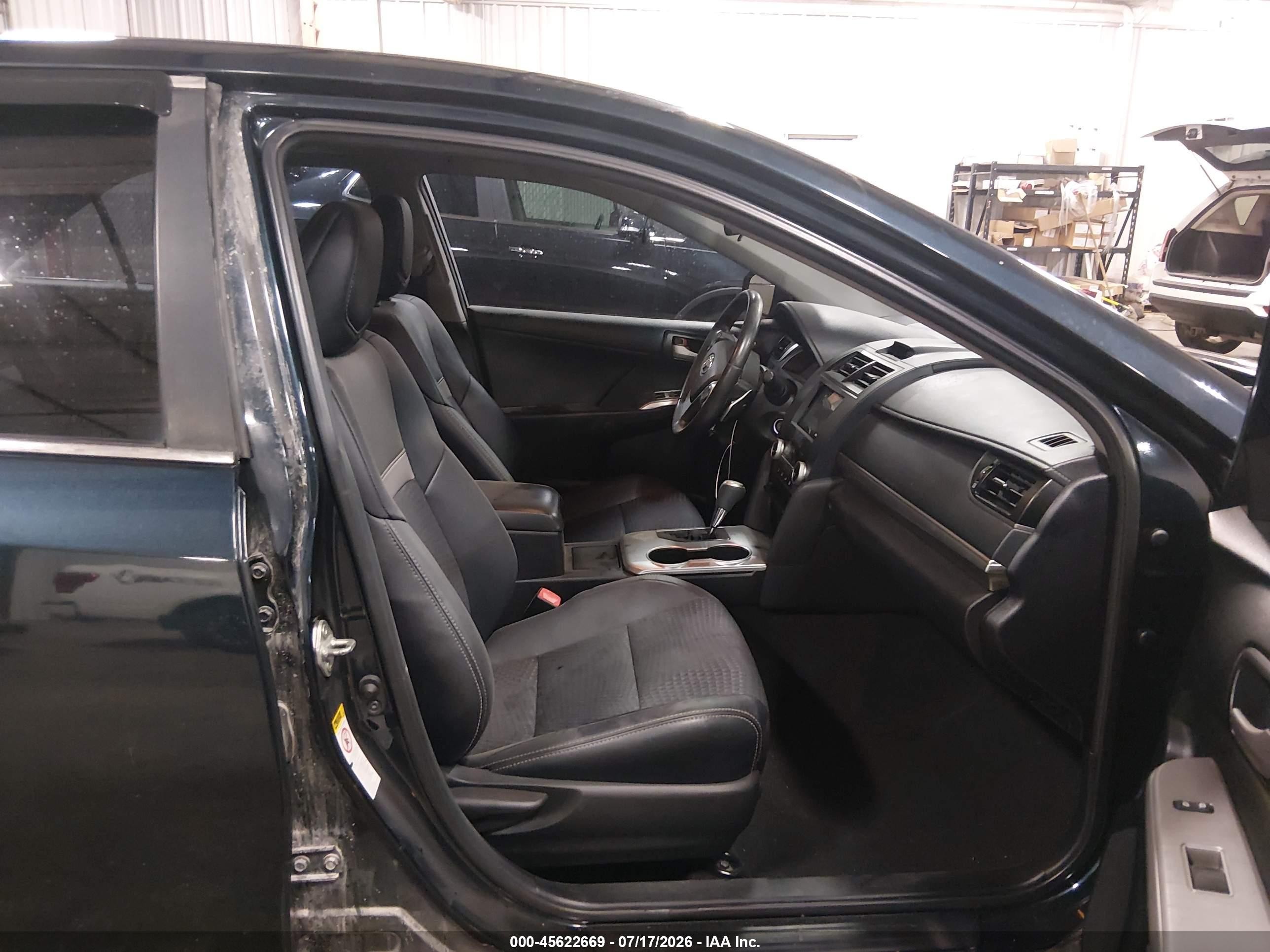 2014 Toyota Camry Se Sport Dark Blue vin: 4T1BF1FKXEU833550
