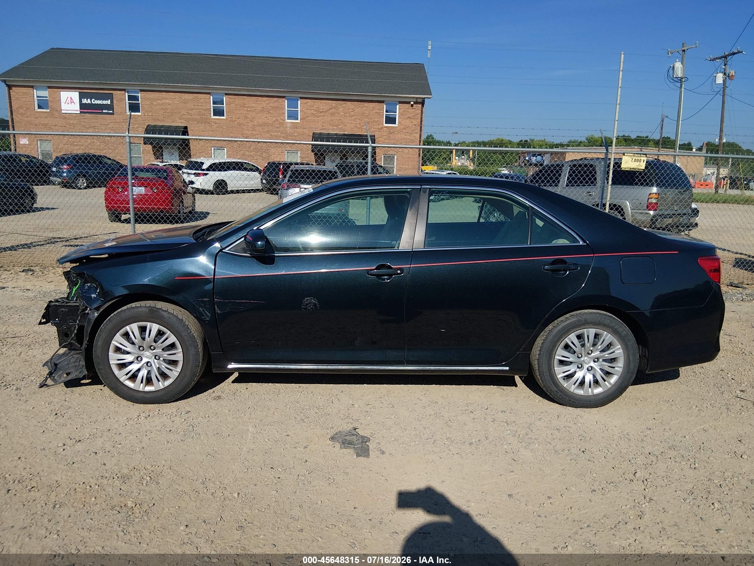 2014 Toyota Camry Le Black vin: 4T1BF1FKXEU838697