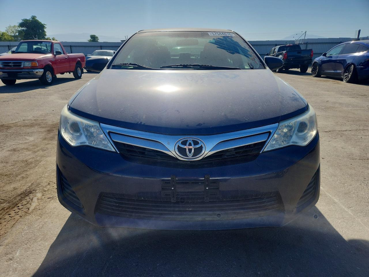 2014 Toyota Camry Le Blue vin: 4T1BF1FKXEU852373