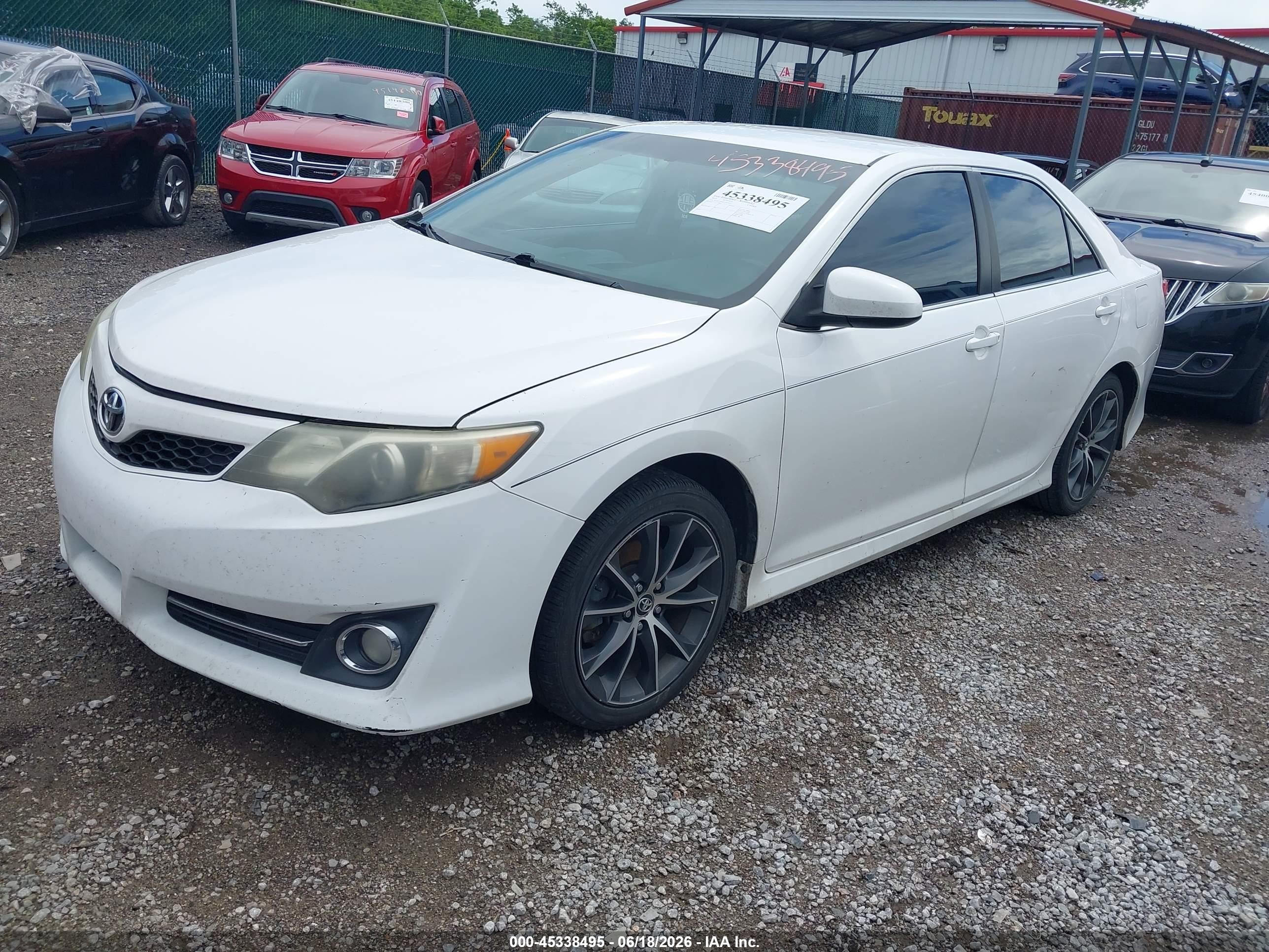 2014 Toyota Camry Se White vin: 4T1BF1FKXEU853622