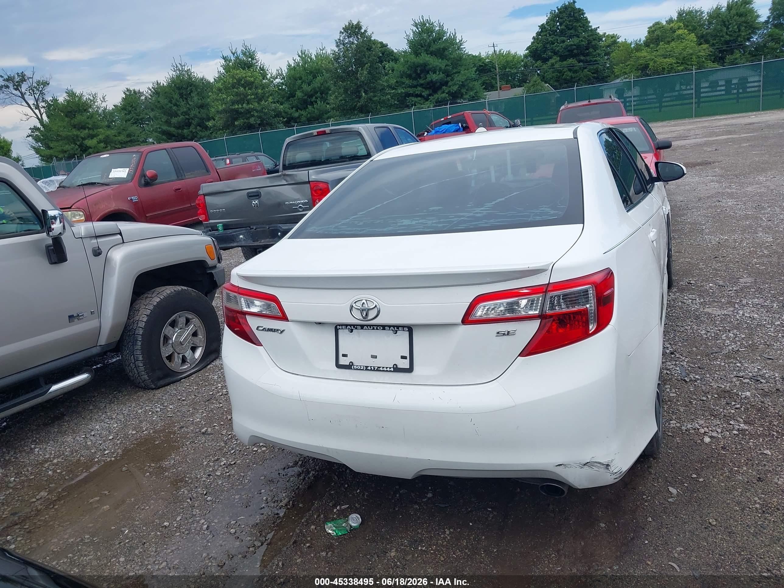 2014 Toyota Camry Se White vin: 4T1BF1FKXEU853622