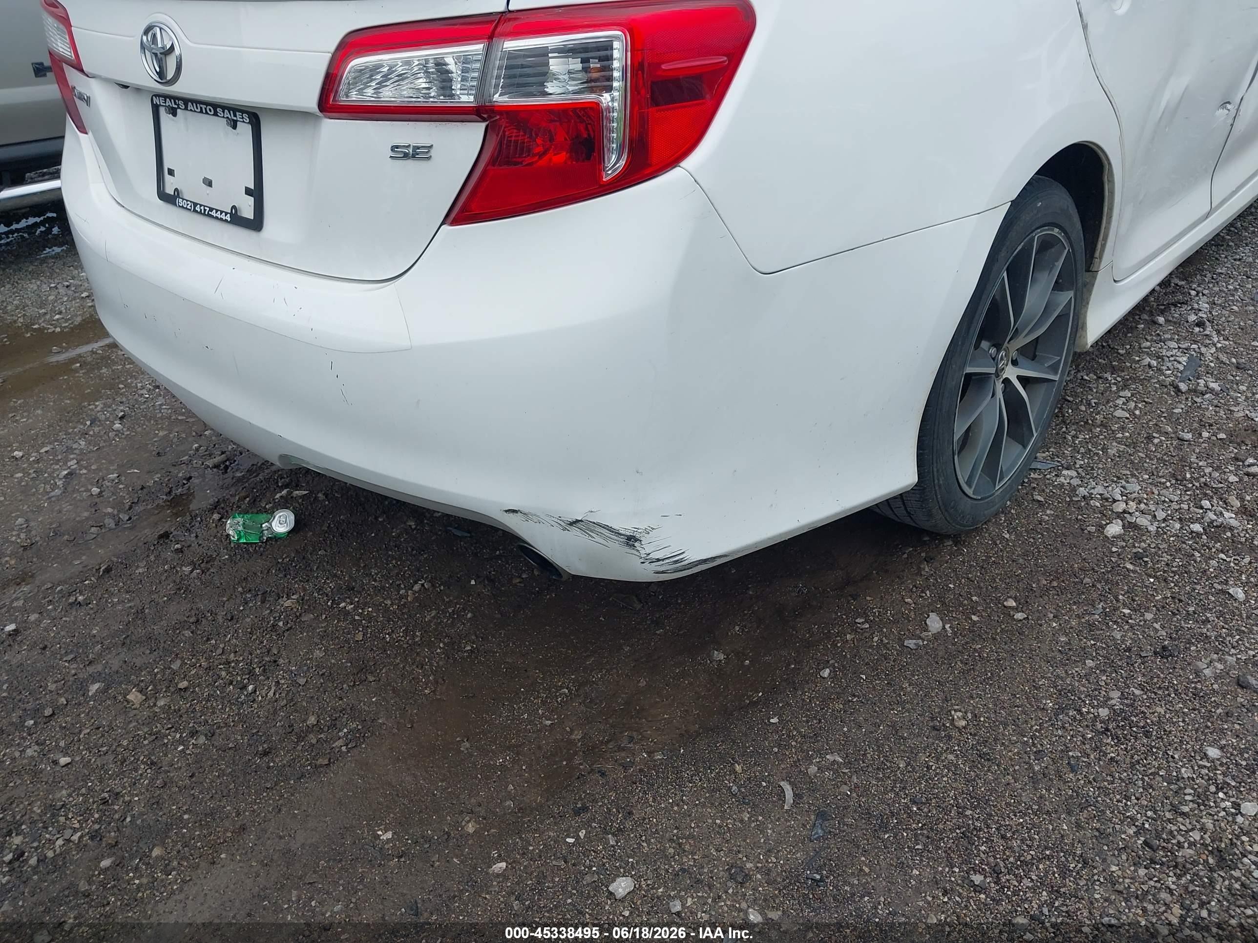 2014 Toyota Camry Se White vin: 4T1BF1FKXEU853622