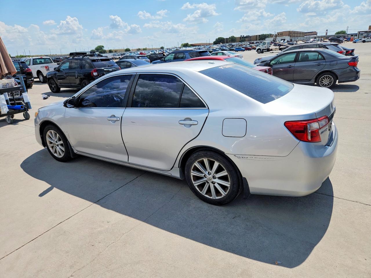 2014 Toyota Camry Xle Серебряный vin: 4T1BF1FKXEU856066