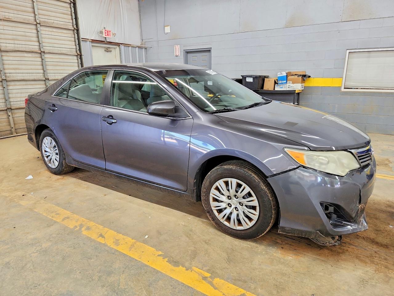2014 Toyota Camry L Gray vin: 4T1BF1FKXEU862935