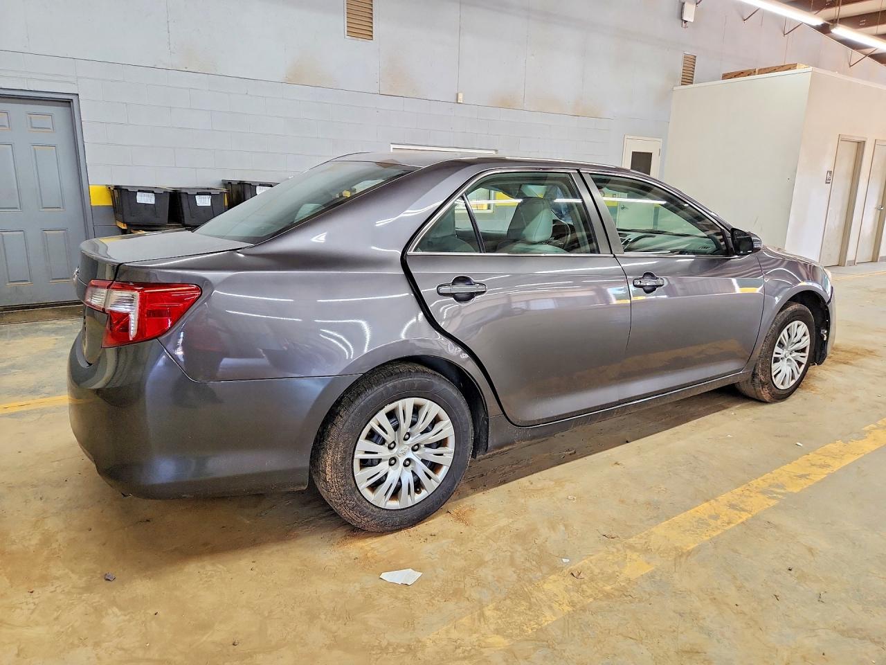 2014 Toyota Camry L Gray vin: 4T1BF1FKXEU862935