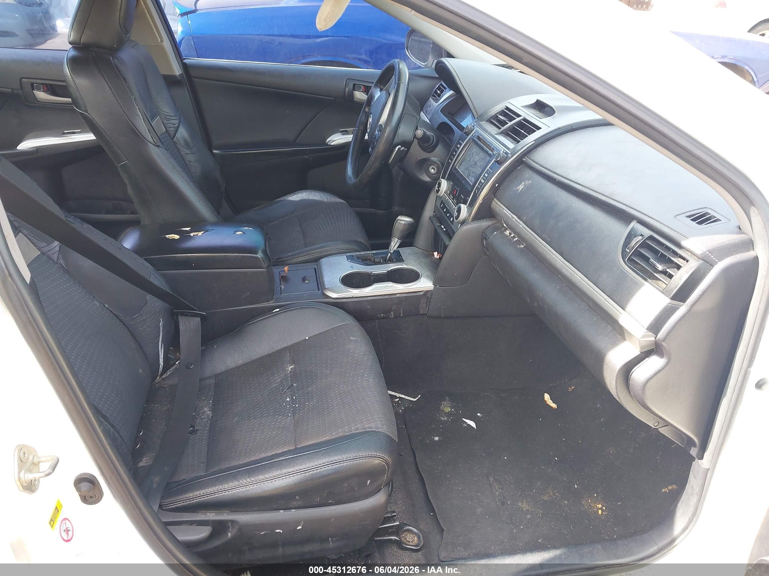 2014 Toyota Camry Se Белый vin: 4T1BF1FKXEU865608