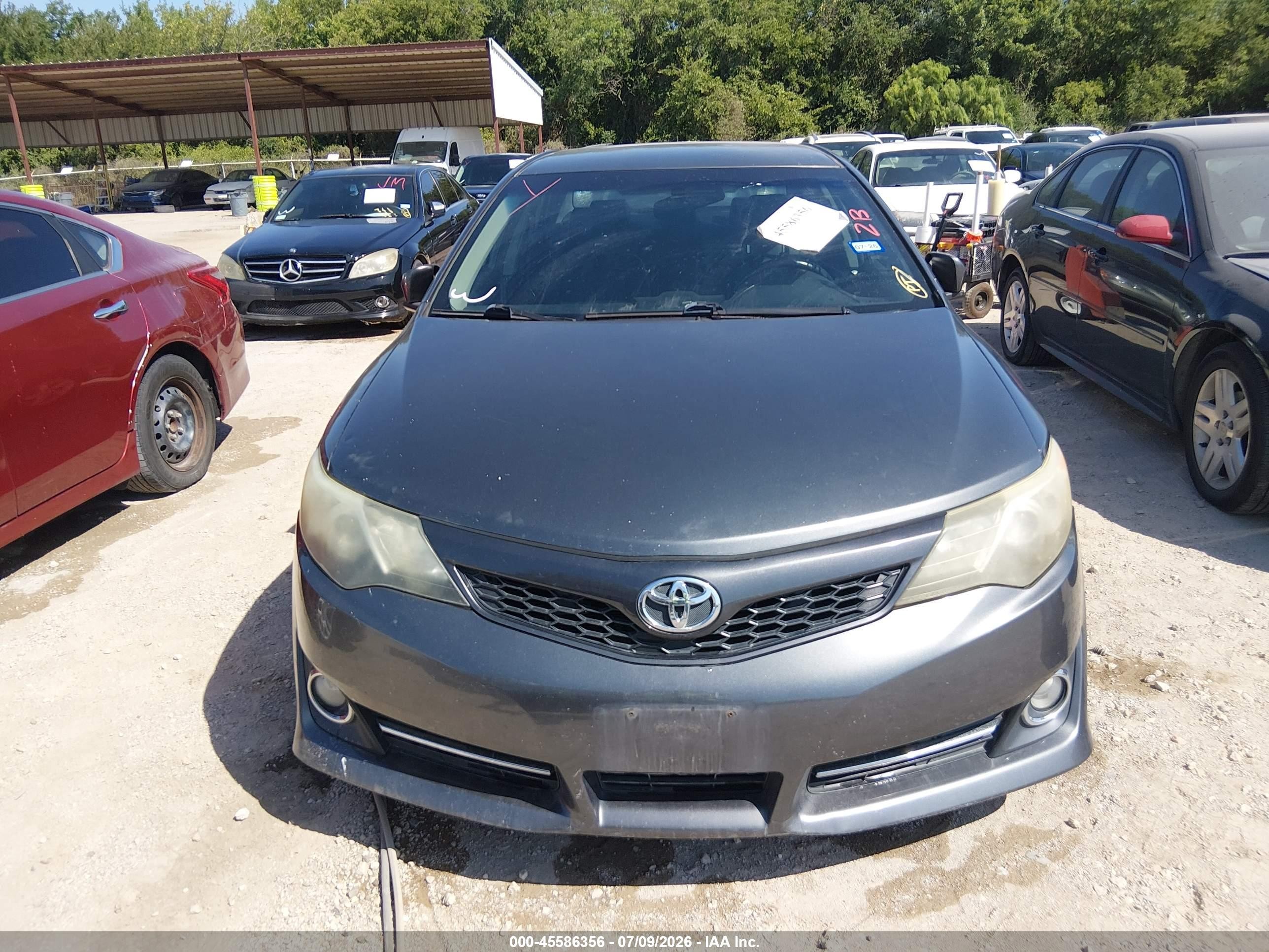 2014 Toyota Camry Se Gray vin: 4T1BF1FKXEU868279