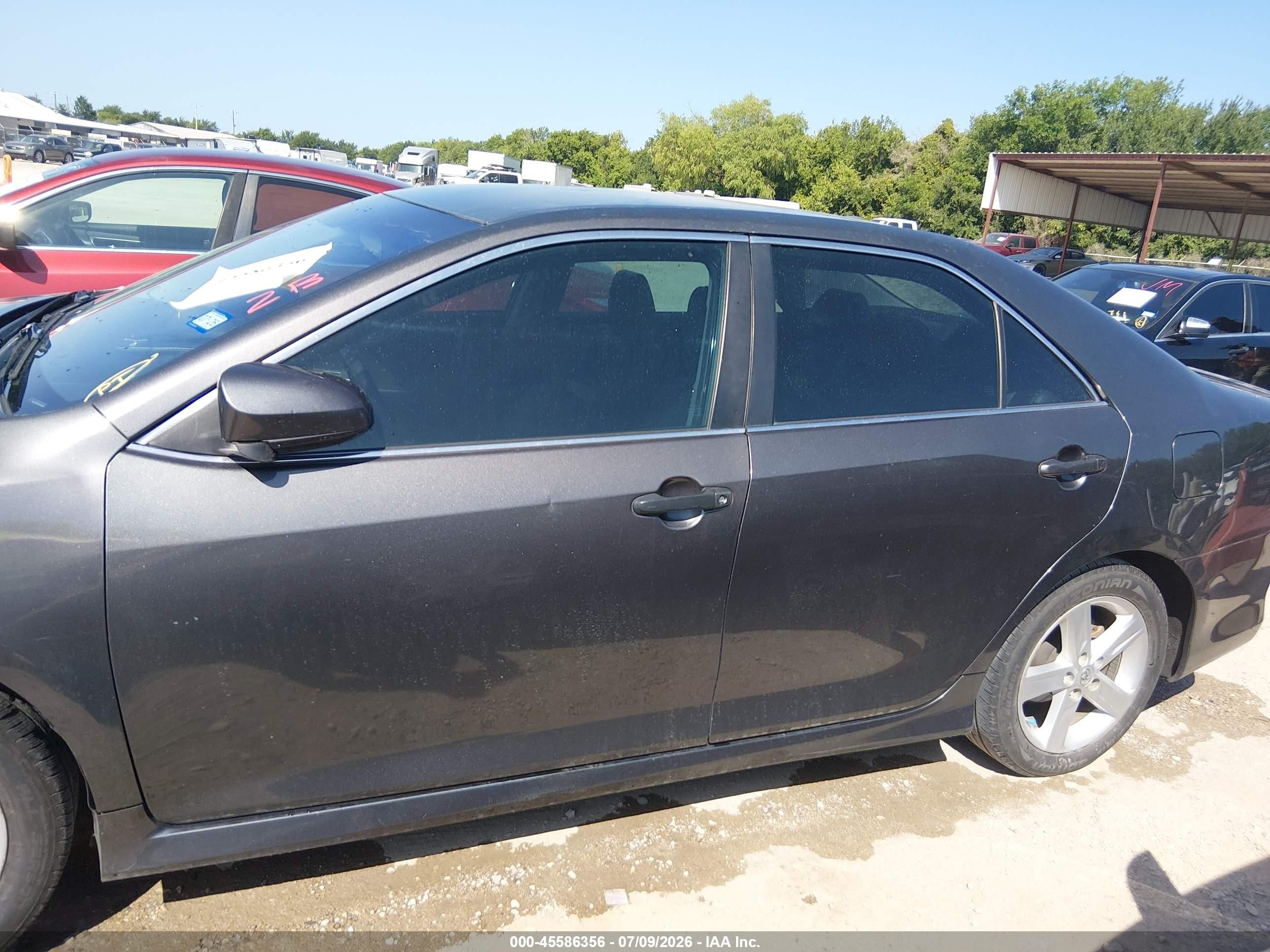 2014 Toyota Camry Se Gray vin: 4T1BF1FKXEU868279