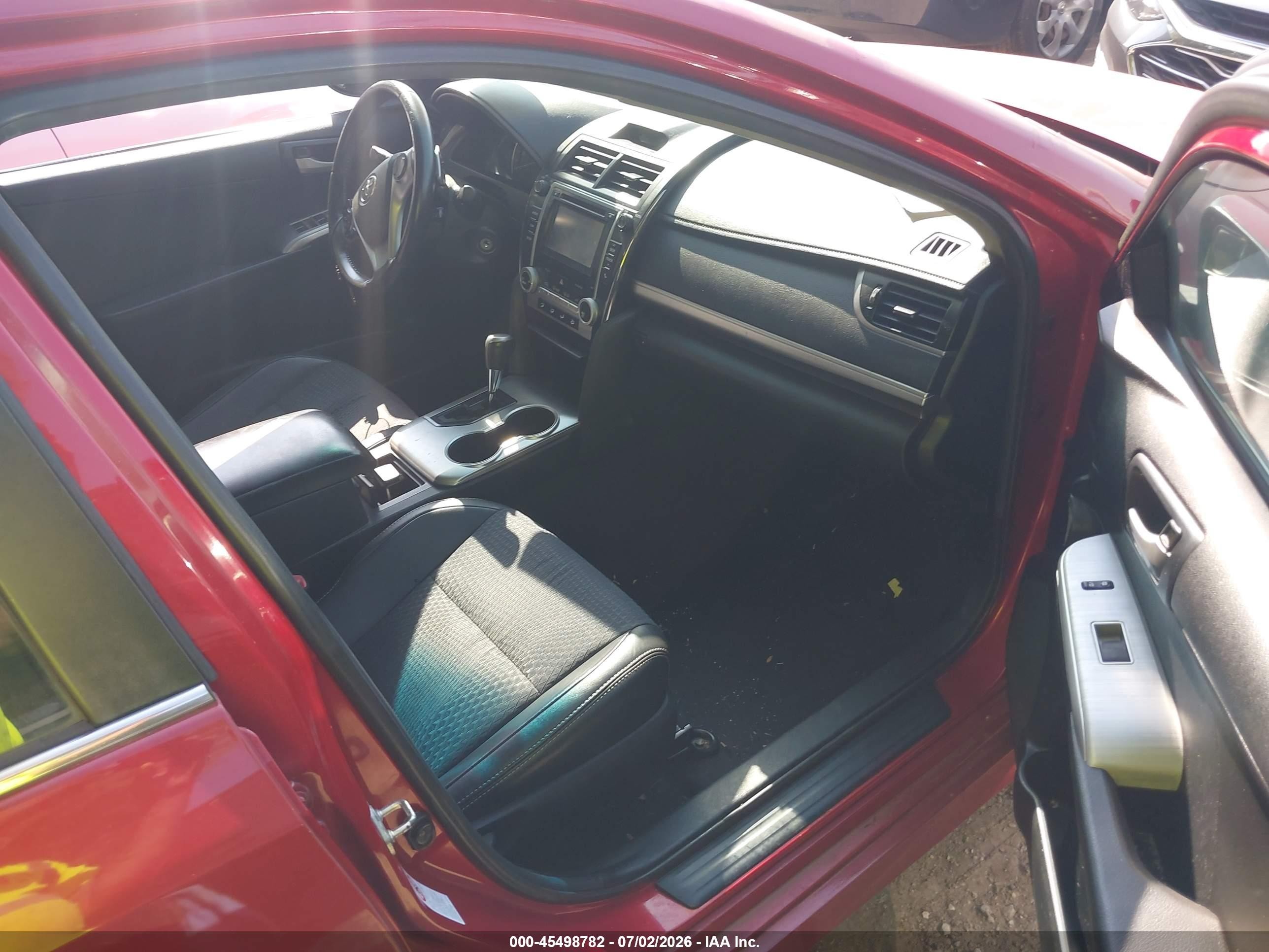 2014 Toyota Camry Se Red vin: 4T1BF1FKXEU871196