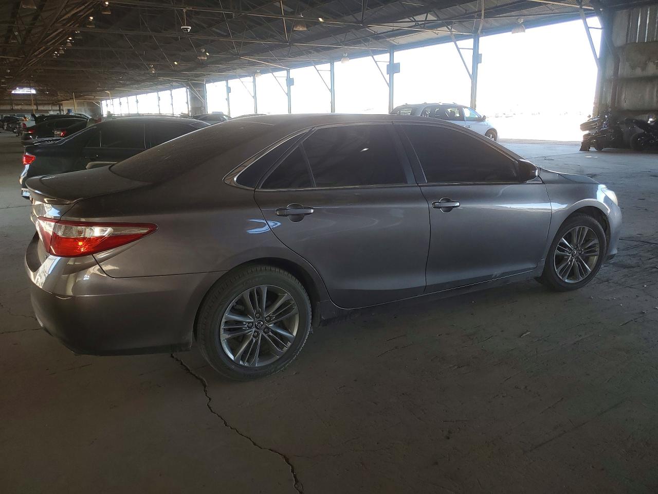 2015 Toyota Camry Se Gray vin: 4T1BF1FKXFU009825