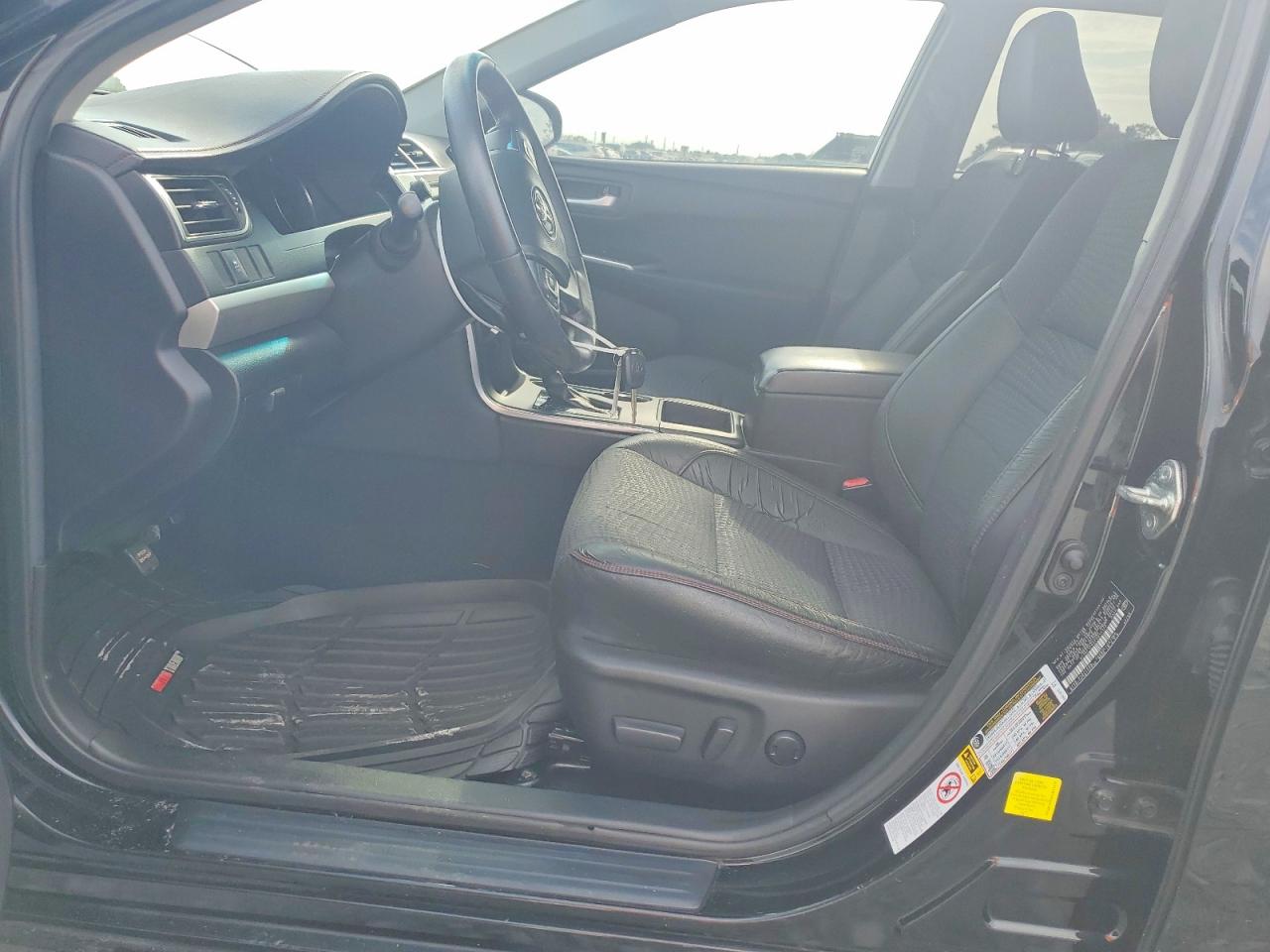 2015 Toyota Camry Se Black vin: 4T1BF1FKXFU013177