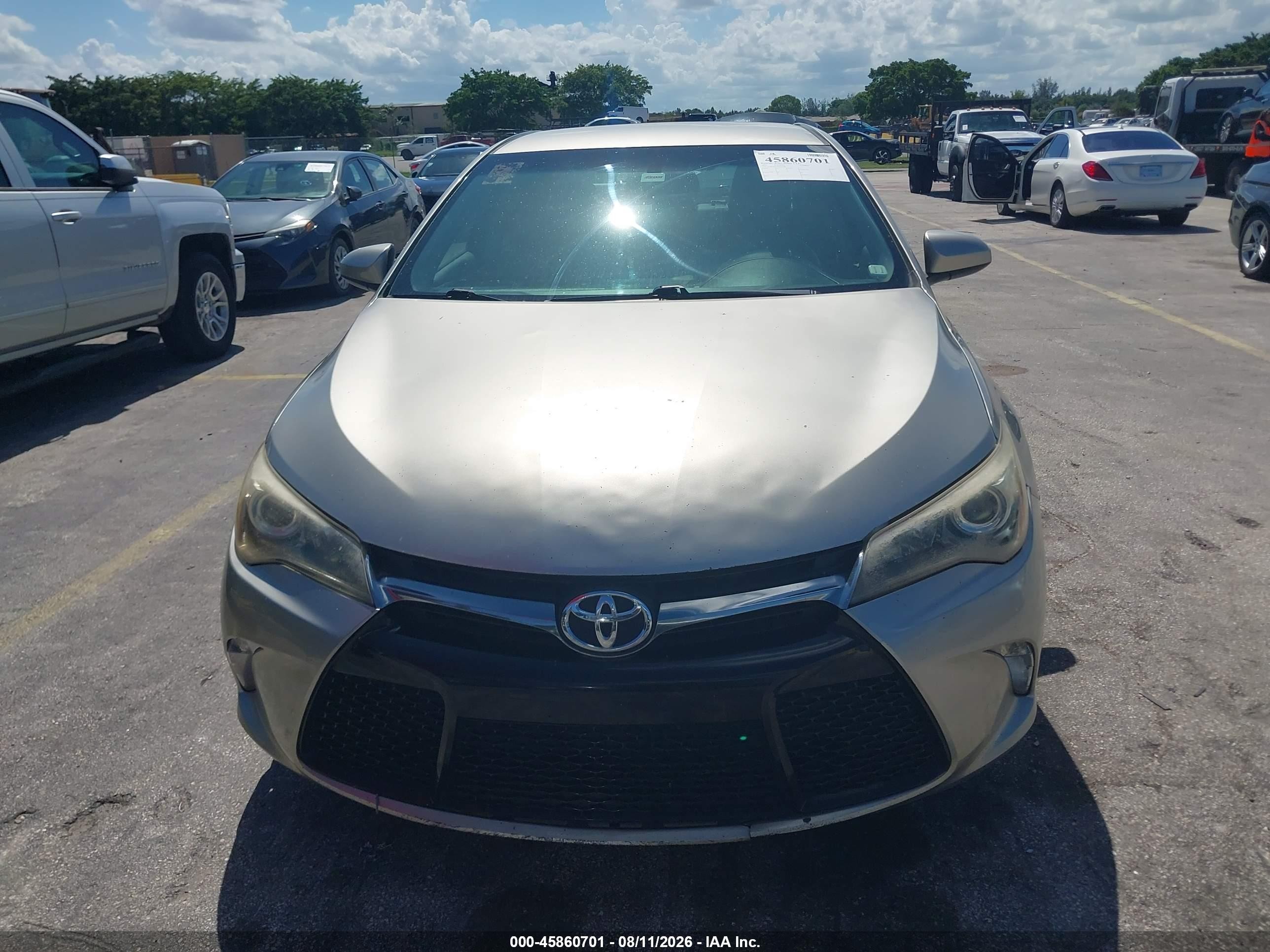 2015 Toyota Camry Se Gold vin: 4T1BF1FKXFU013308
