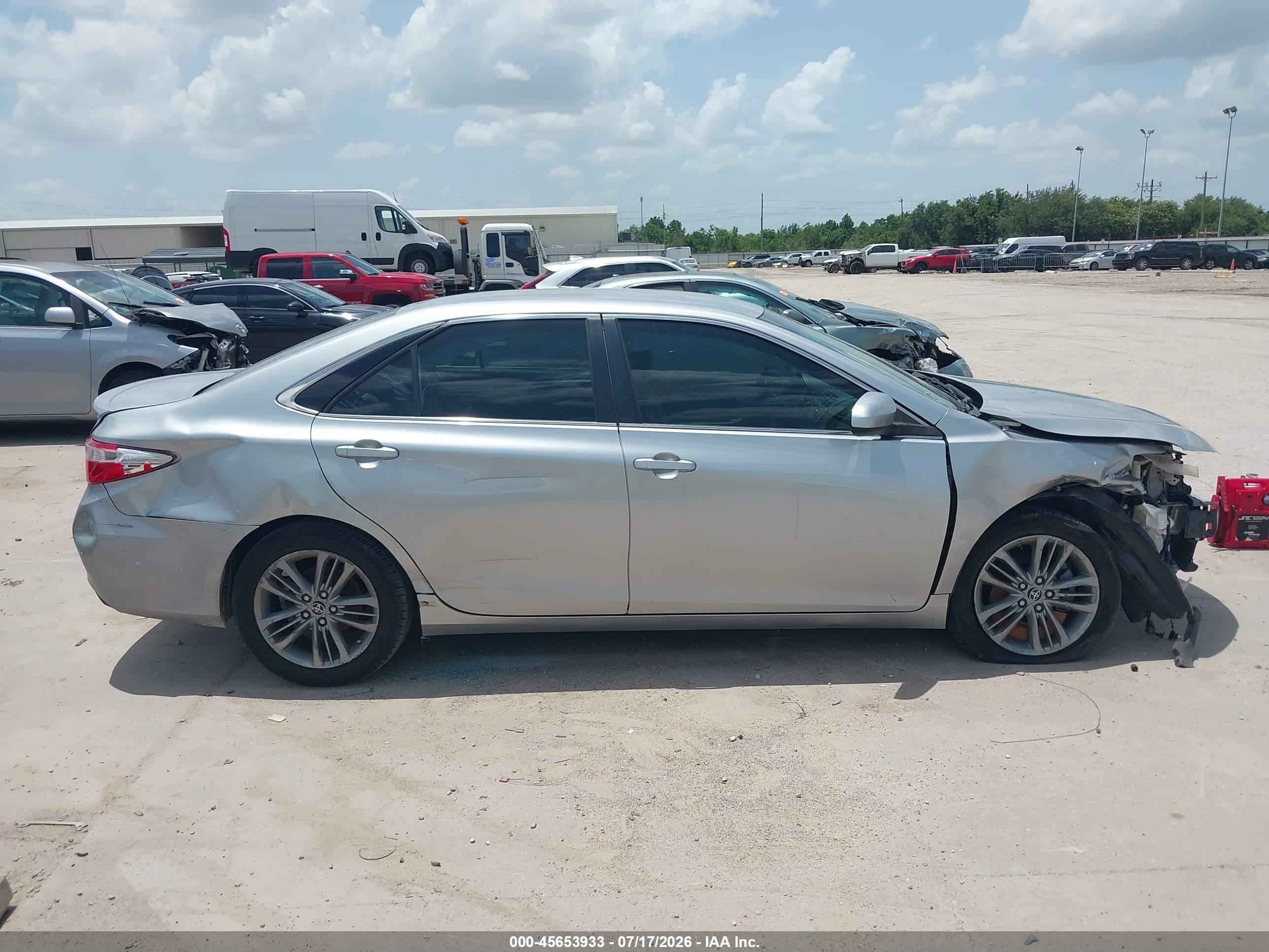 2015 Toyota Camry Se Silver vin: 4T1BF1FKXFU022154