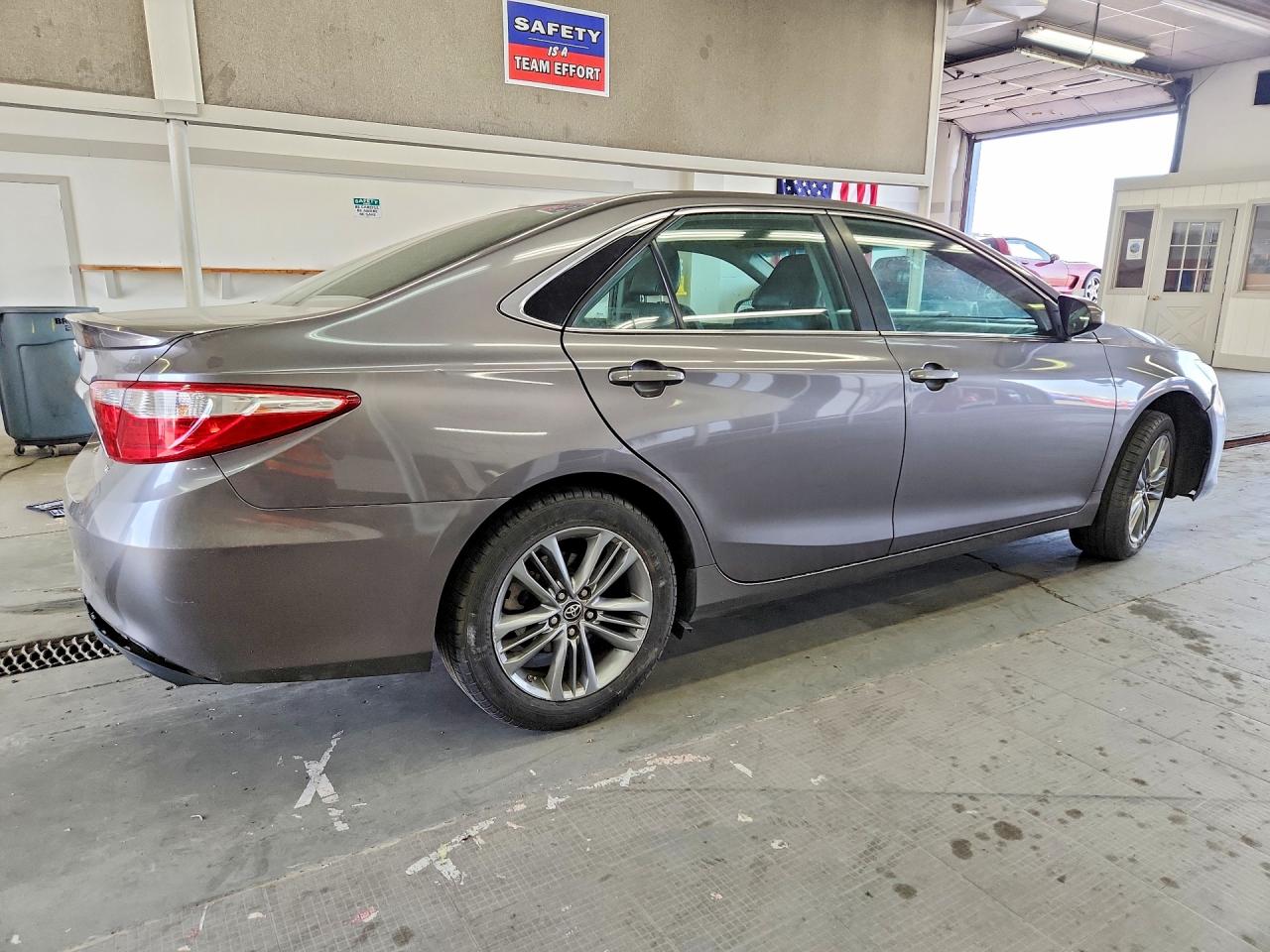 2015 Toyota Camry Se Gray vin: 4T1BF1FKXFU024406