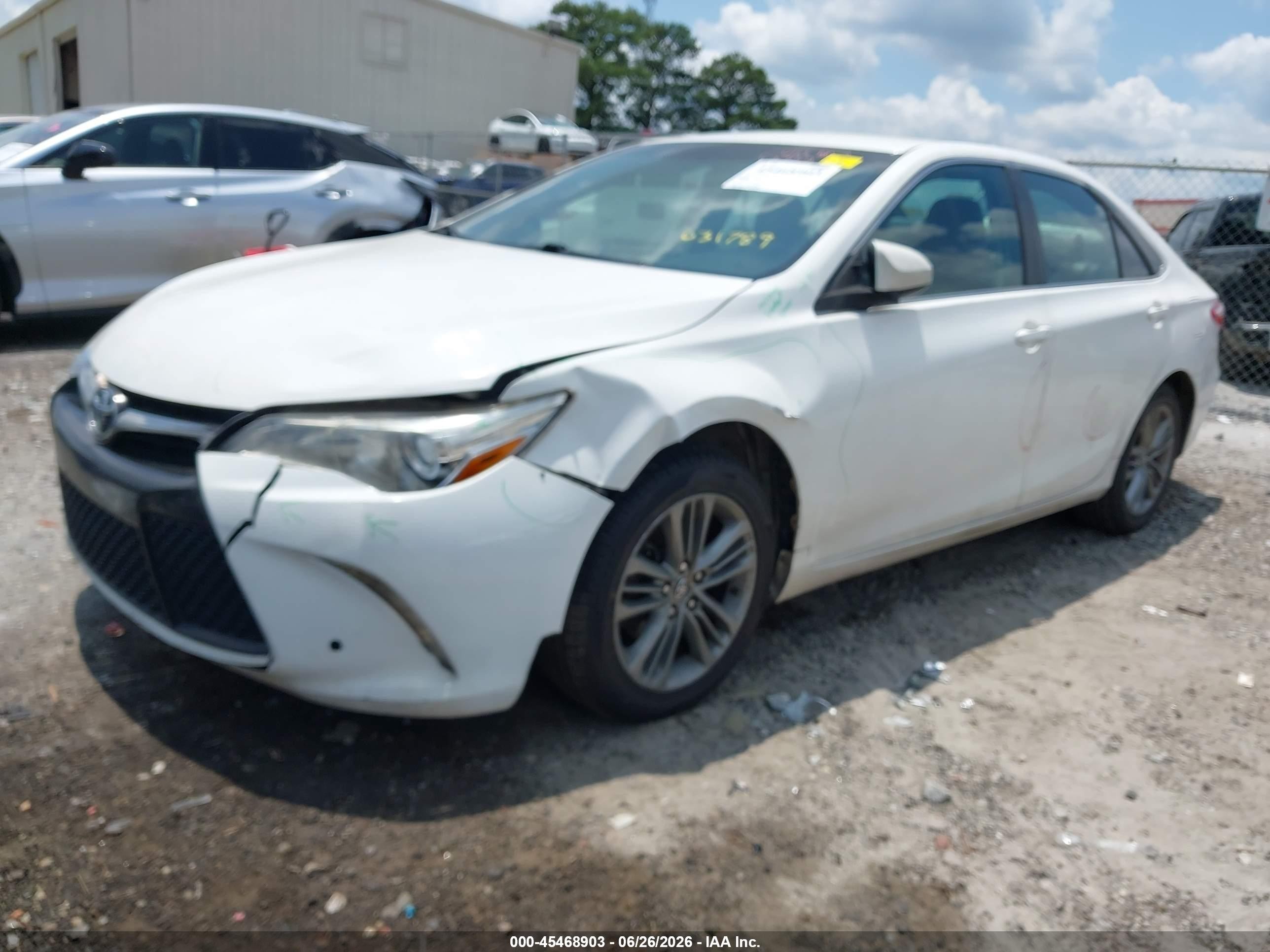 2015 Toyota Camry Se White vin: 4T1BF1FKXFU031789