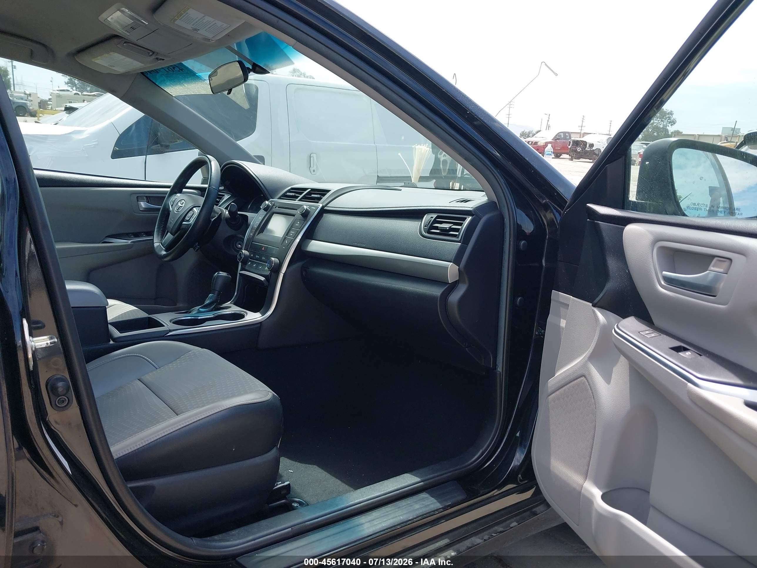 2015 Toyota Camry Se Черный vin: 4T1BF1FKXFU033672
