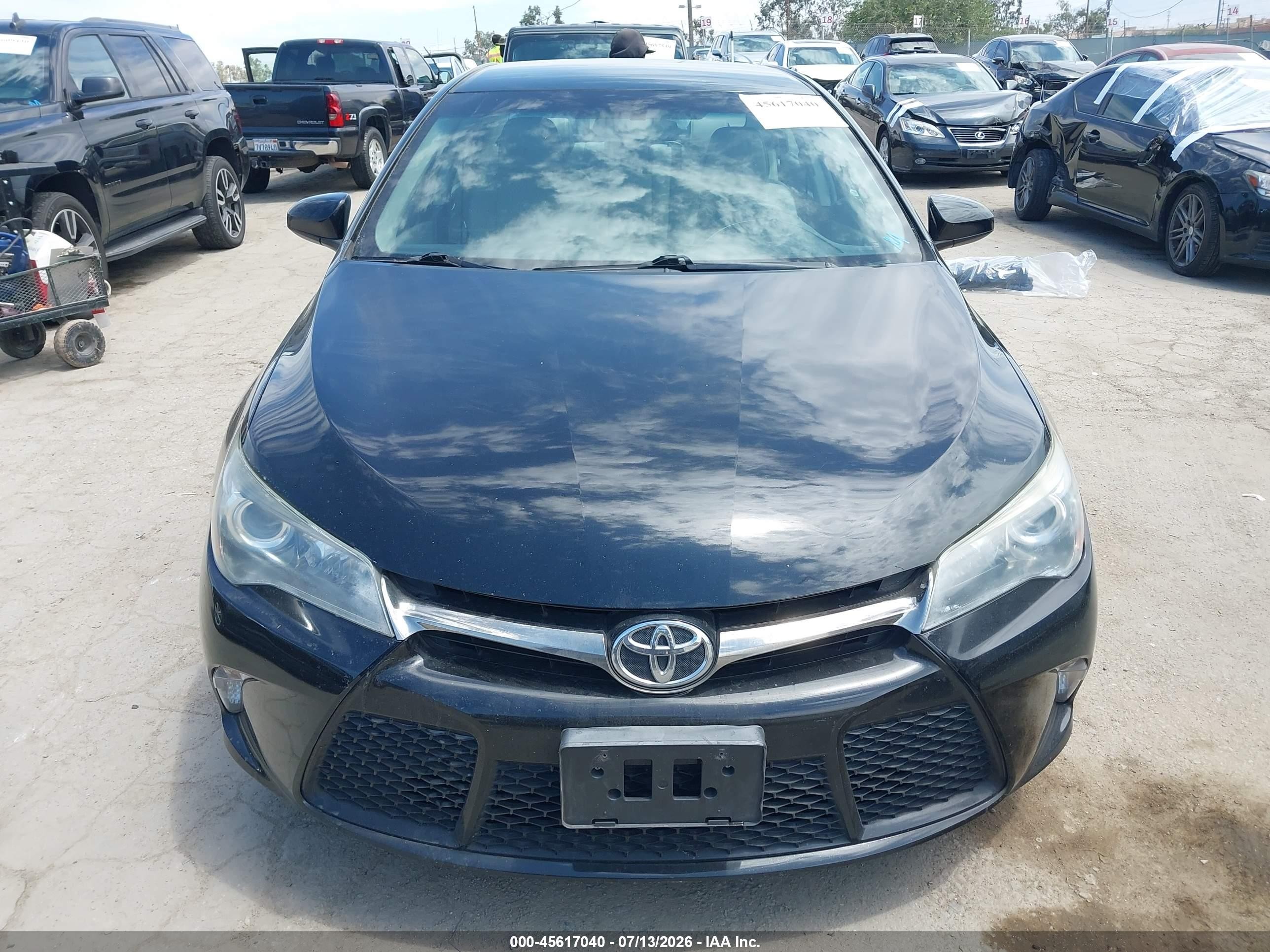 2015 Toyota Camry Se Черный vin: 4T1BF1FKXFU033672