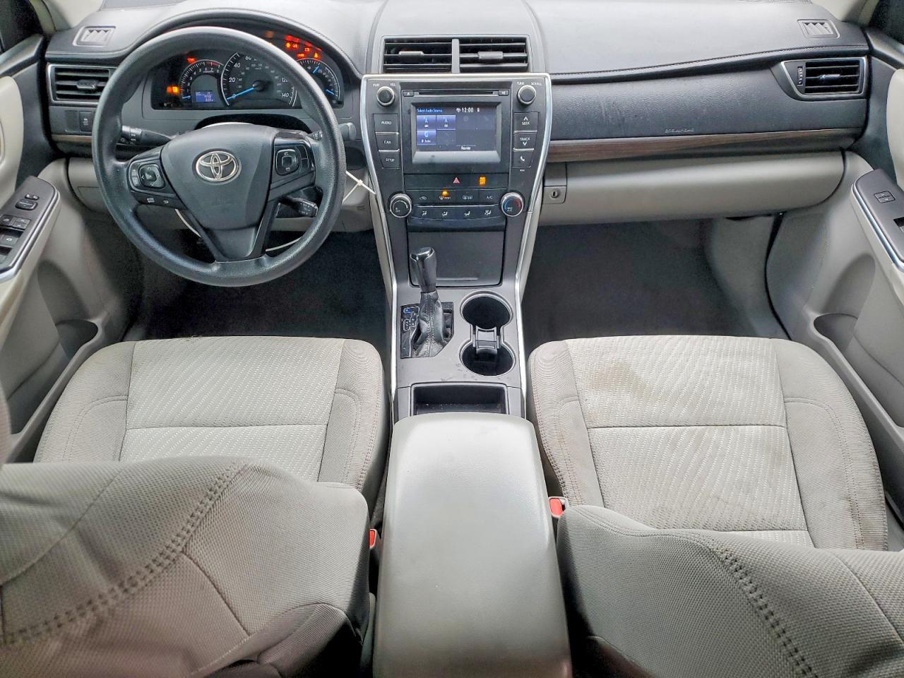 2015 Toyota Camry Le Silver vin: 4T1BF1FKXFU074867