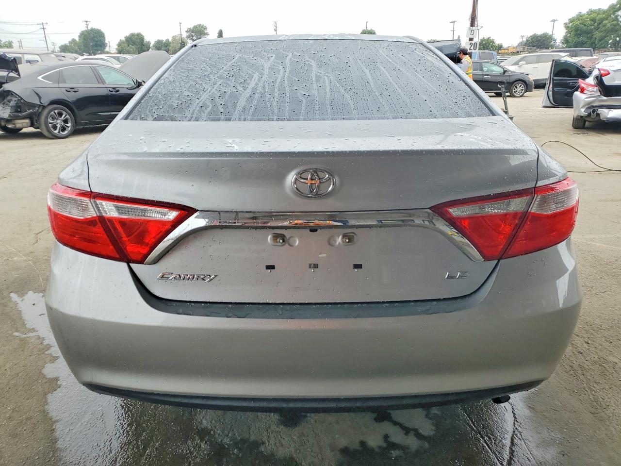 2015 Toyota Camry Le Silver vin: 4T1BF1FKXFU074867