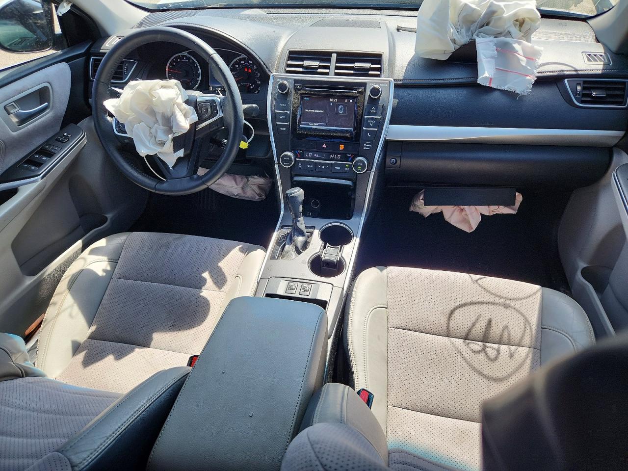 2015 Toyota Camry Xse White vin: 4T1BF1FKXFU083150