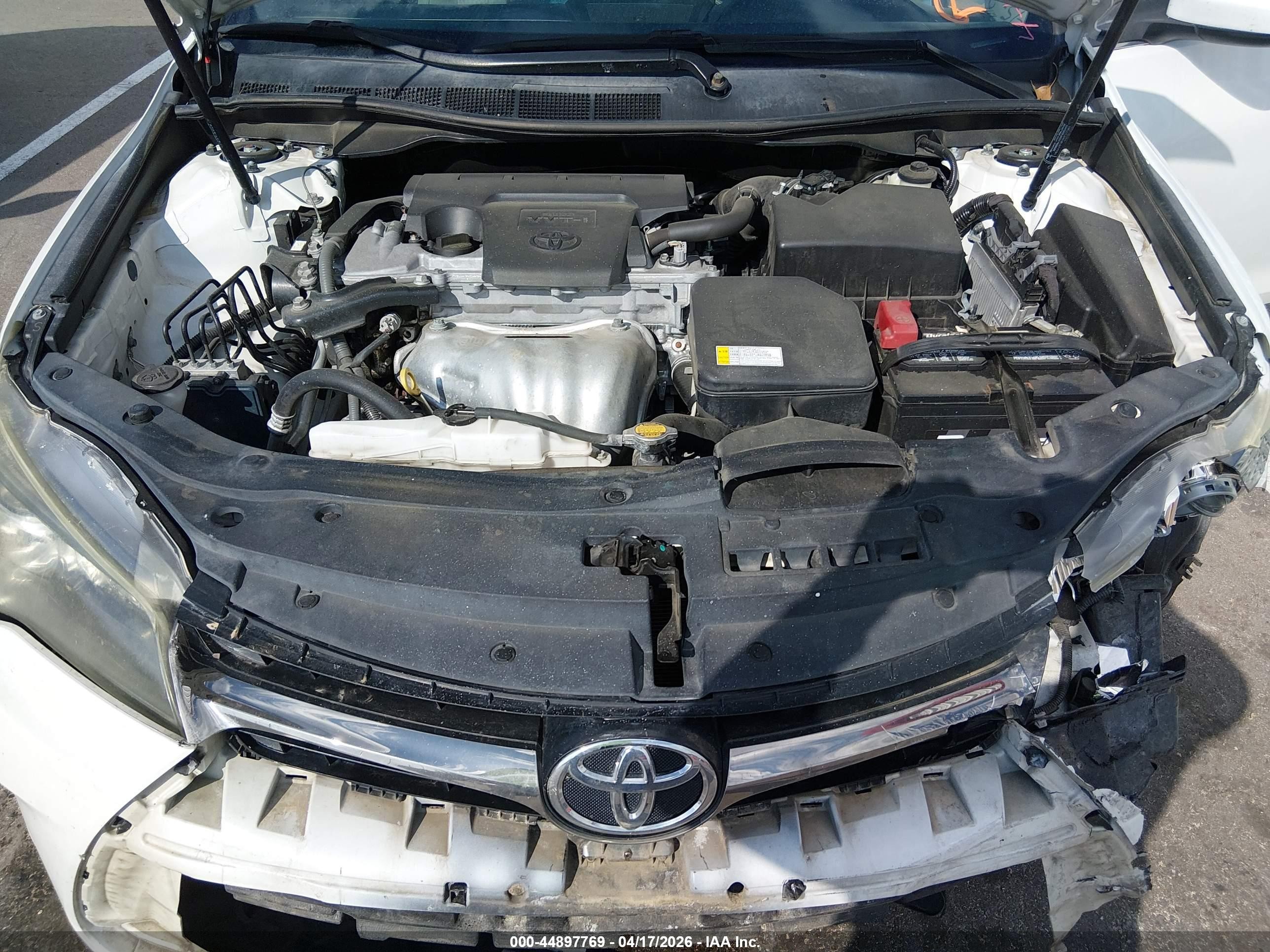 2015 Toyota Camry Se White vin: 4T1BF1FKXFU087098