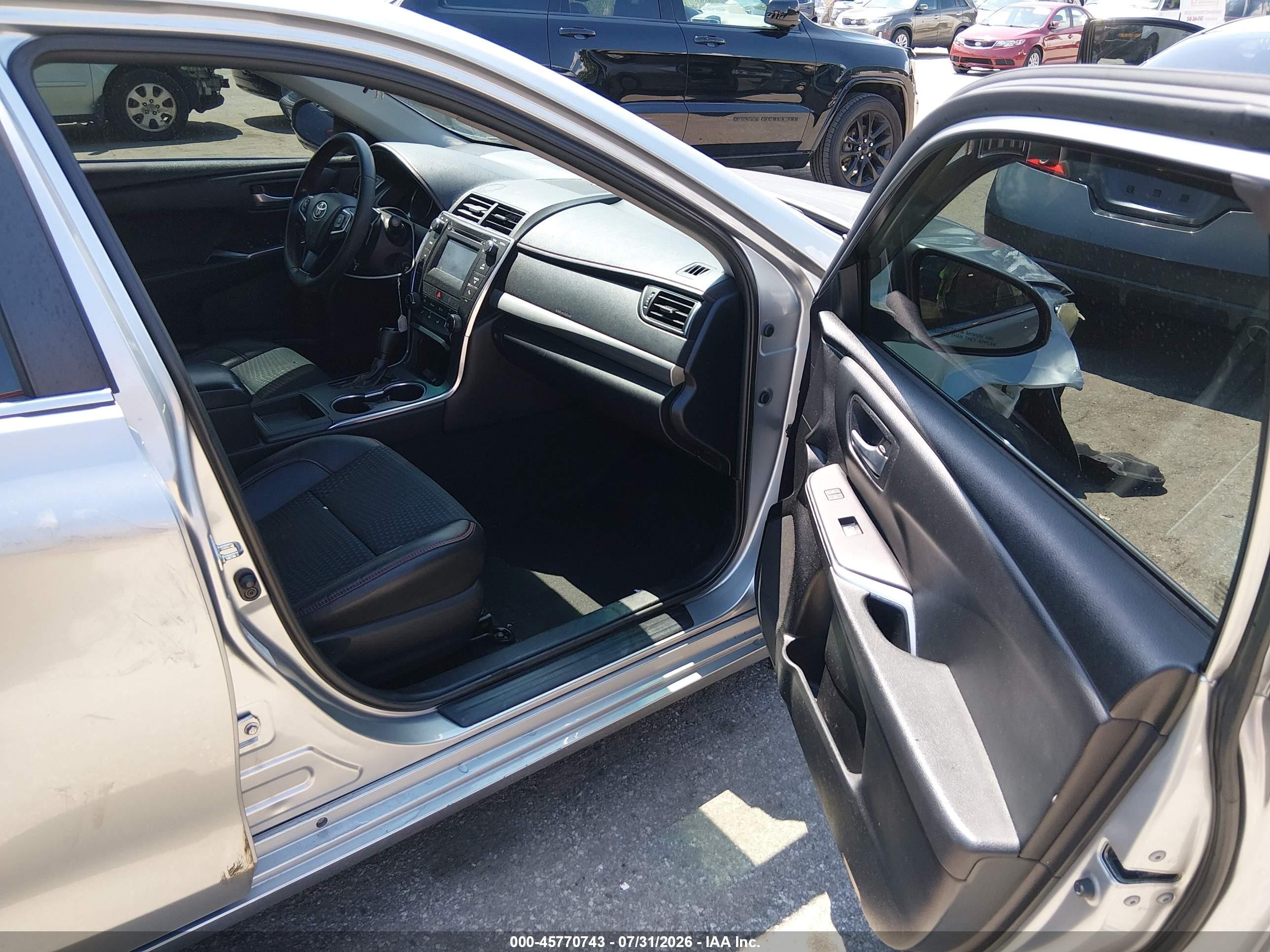 2015 Toyota Camry Se Gray vin: 4T1BF1FKXFU093757