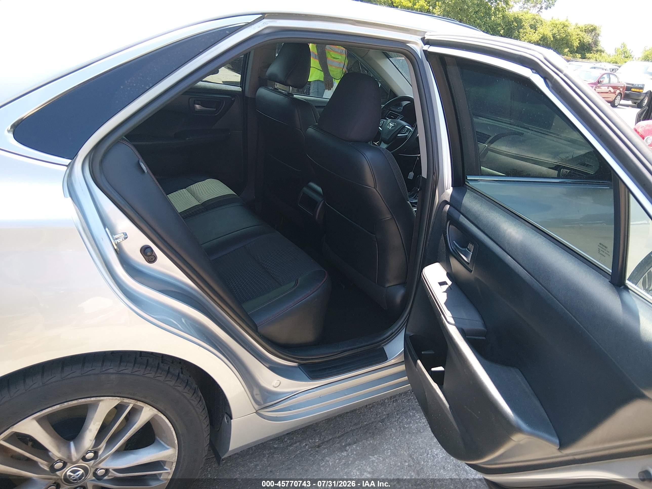 2015 Toyota Camry Se Gray vin: 4T1BF1FKXFU093757