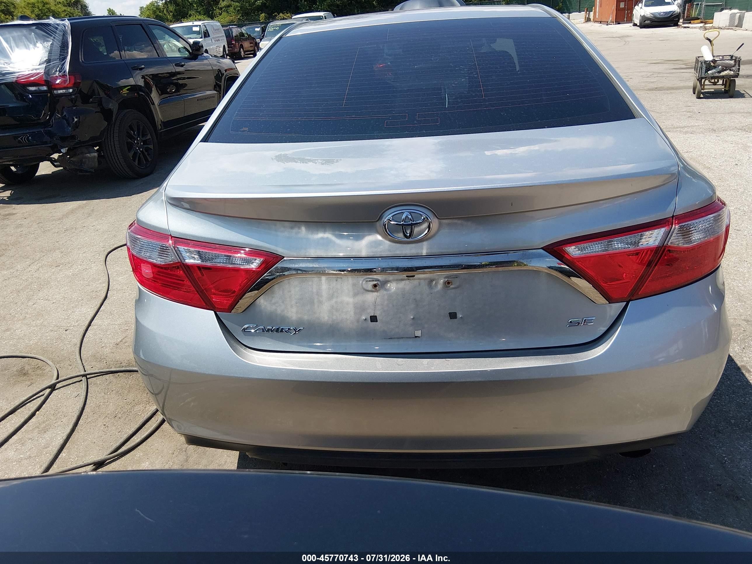 2015 Toyota Camry Se Gray vin: 4T1BF1FKXFU093757