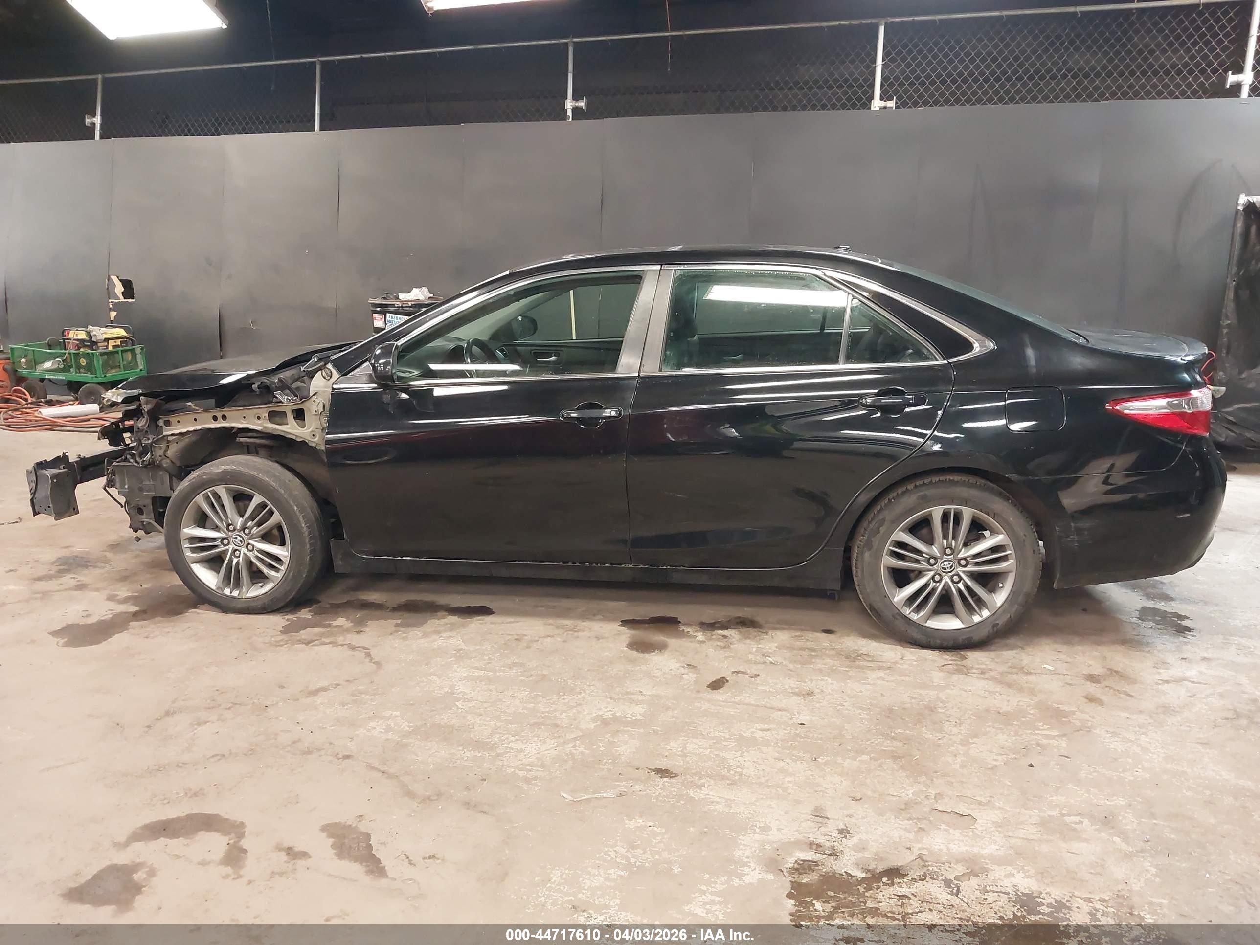 2015 Toyota Camry Se Black vin: 4T1BF1FKXFU096884