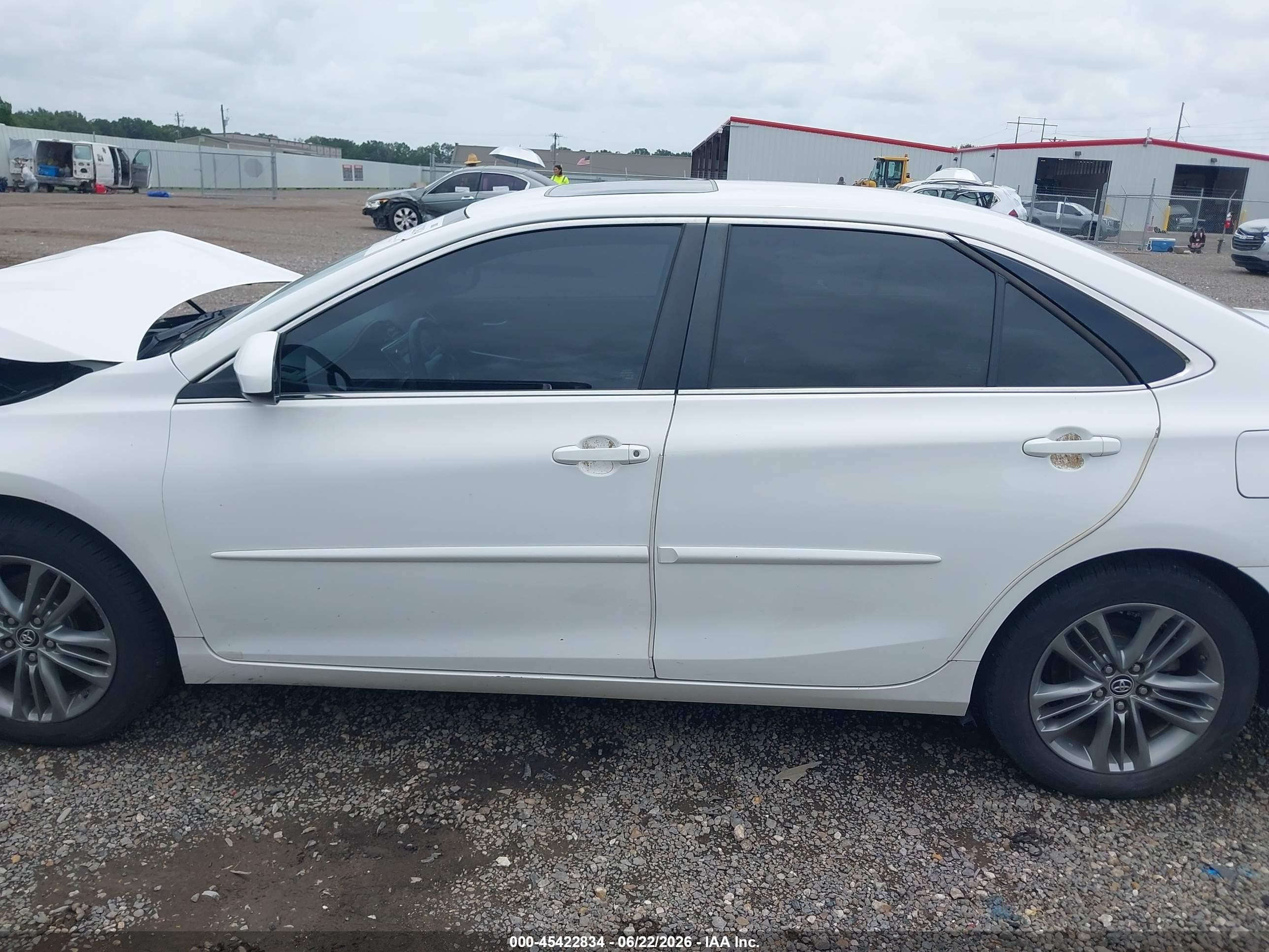2015 Toyota Camry Se White vin: 4T1BF1FKXFU099073