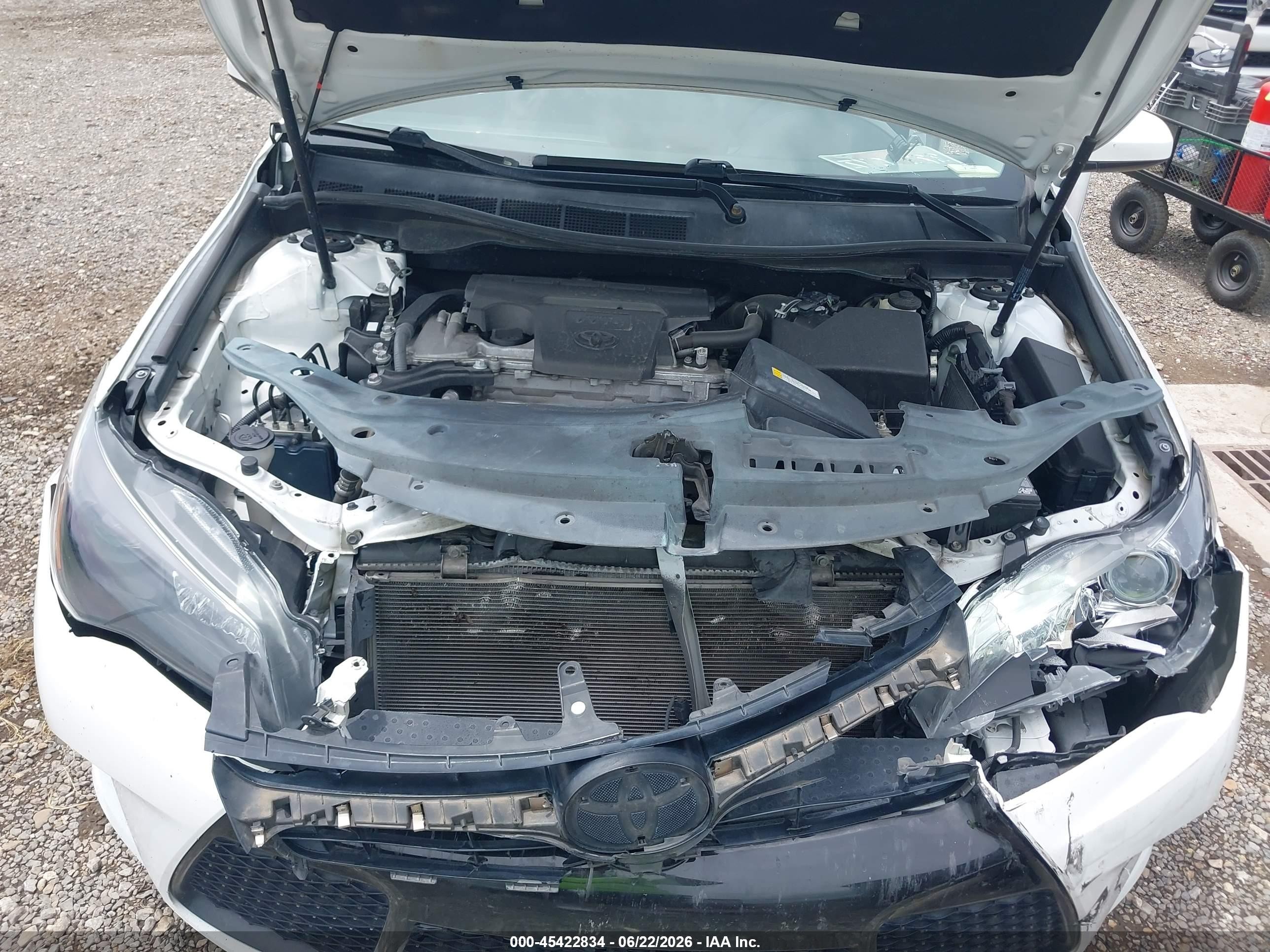 2015 Toyota Camry Se White vin: 4T1BF1FKXFU099073