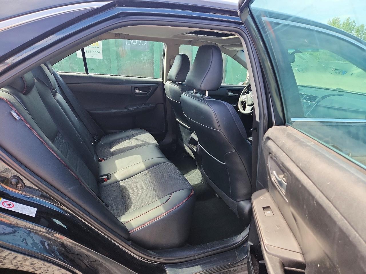 2015 Toyota Camry Se Blue vin: 4T1BF1FKXFU107771