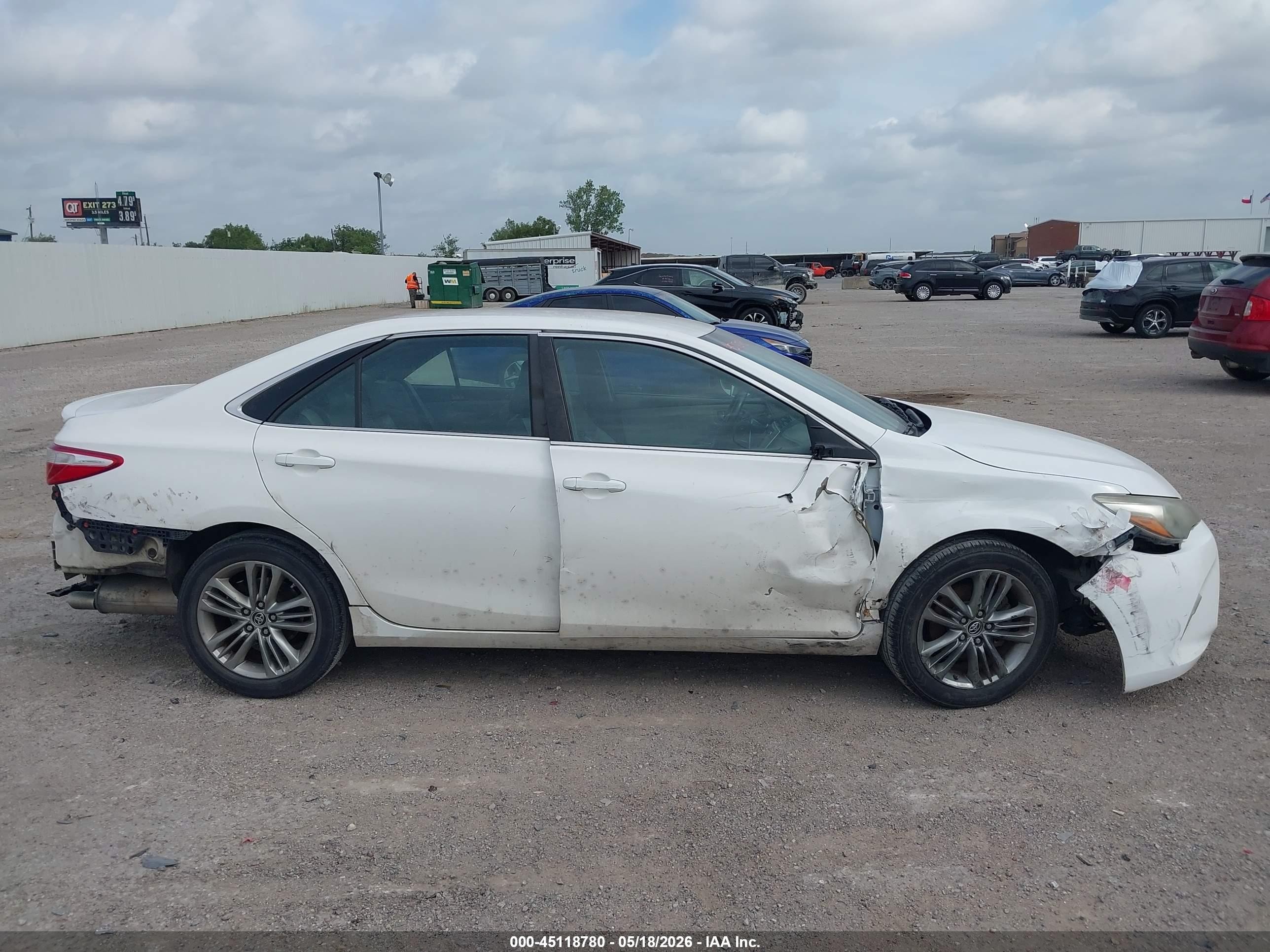 2015 Toyota Camry Se White vin: 4T1BF1FKXFU109200