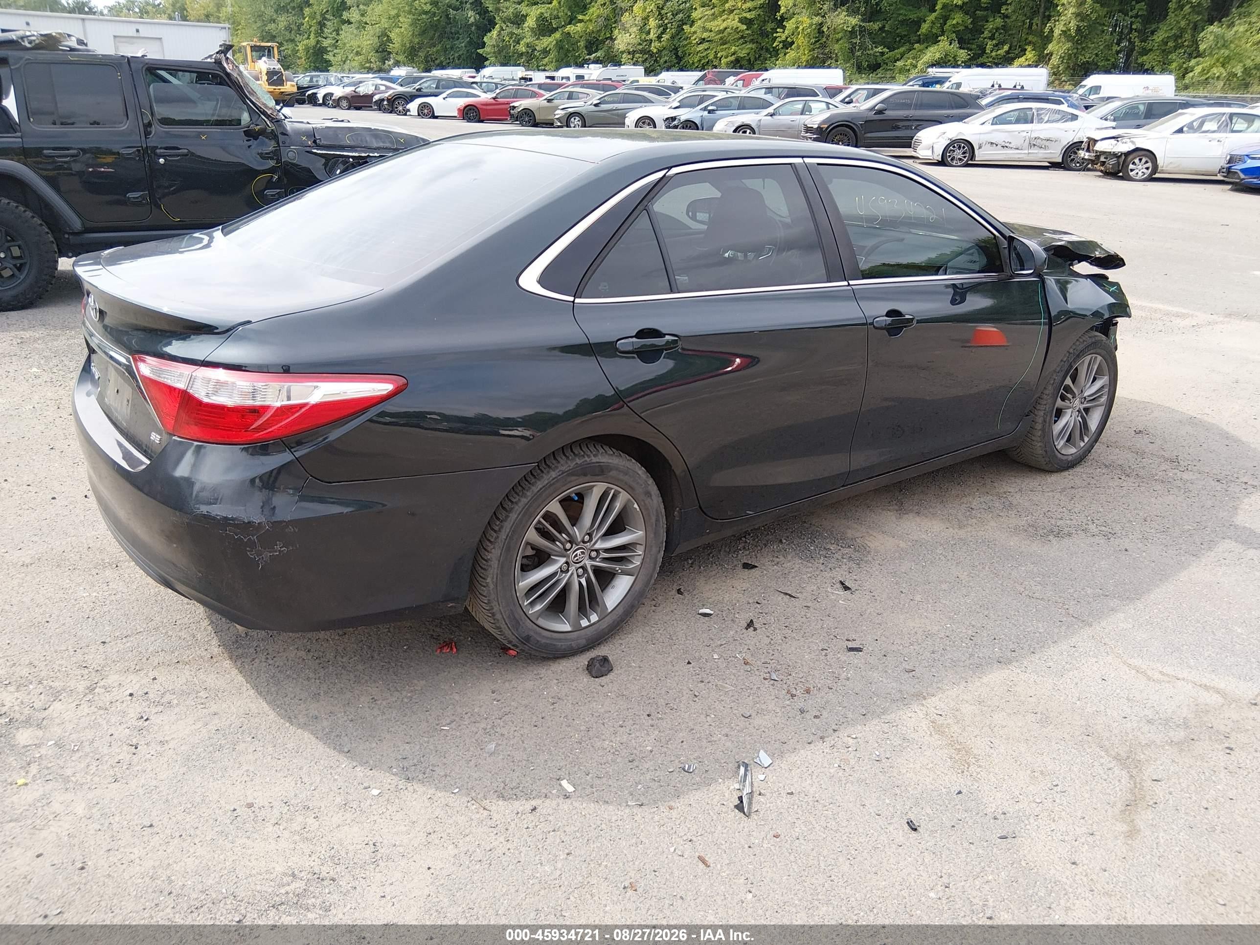 2015 Toyota Camry Se Green vin: 4T1BF1FKXFU114655